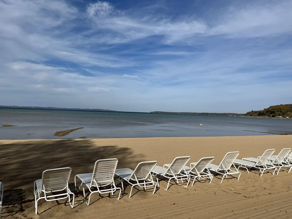 Homes for sale in Traverse City, MI | 2305 N Us 31 #300, Traverse City, MI 49686 | MLS# 80055112