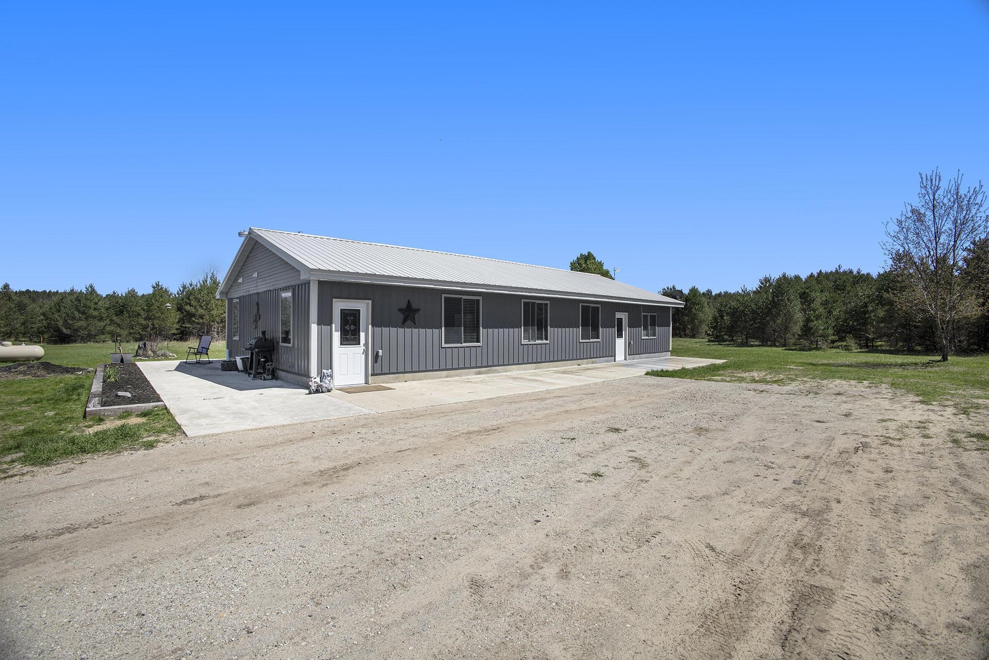 Homes for sale in Fife Lake, MI | 6448 Sw Gonyer Rd, Fife Lake, MI 49633 | MLS# 80055366