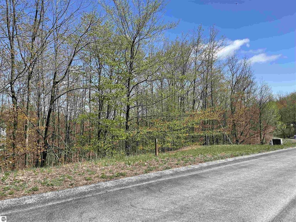 Homes for sale in Traverse City, MI | 4863 Grayhawk Blvd, Traverse City, MI 49684 | MLS# 80056168