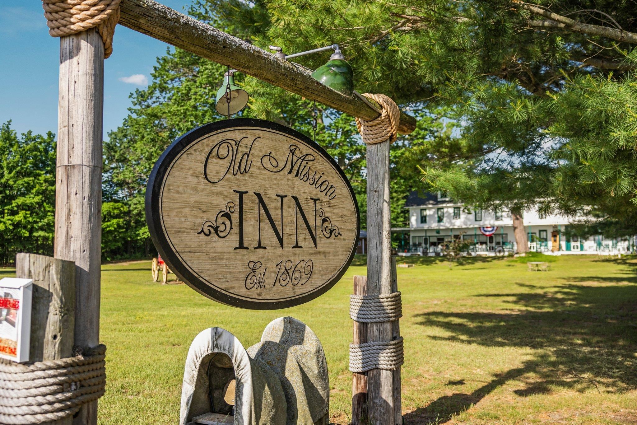 Homes for sale in Traverse City, MI | 18599 Mission Rd, Traverse City, MI 49686 | MLS# 80058969