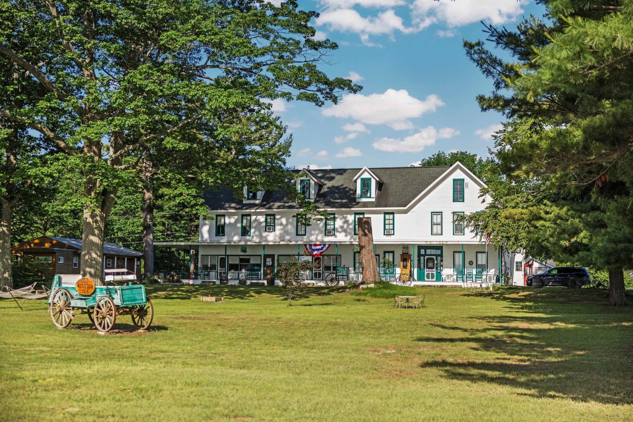 Homes for sale in Traverse City, MI | 18599 Mission Rd, Traverse City, MI 49686 | MLS# 80058969