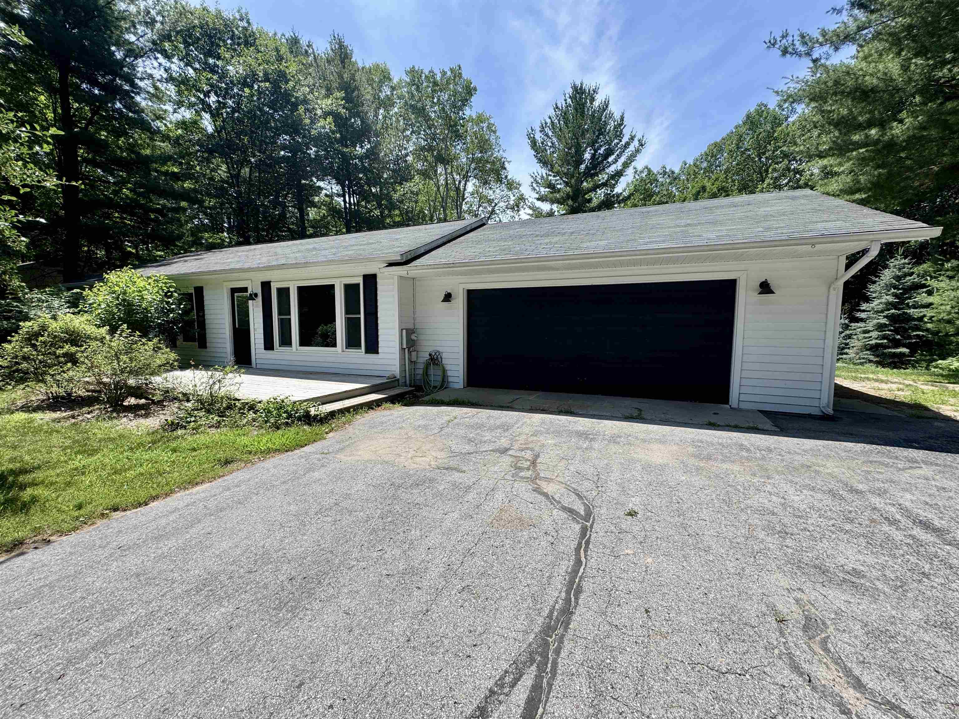 Homes for sale in Williamsburg, MI | 4283 Bartlett Rd, Williamsburg, MI 49690 | MLS# 80059523