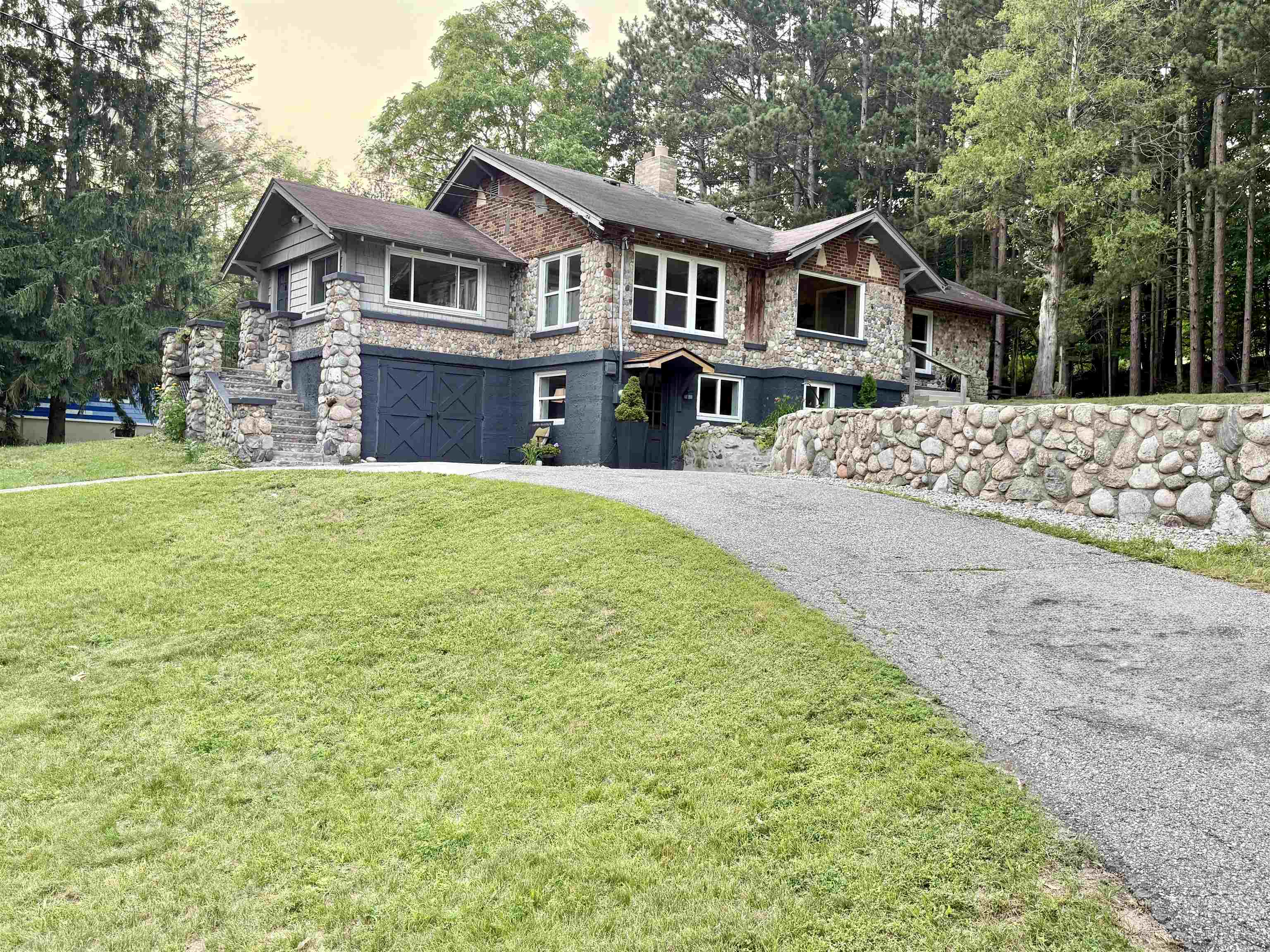 Homes for sale in Frankfort, MI | 925 Beech St, Frankfort, MI 49635 | MLS# 80060096