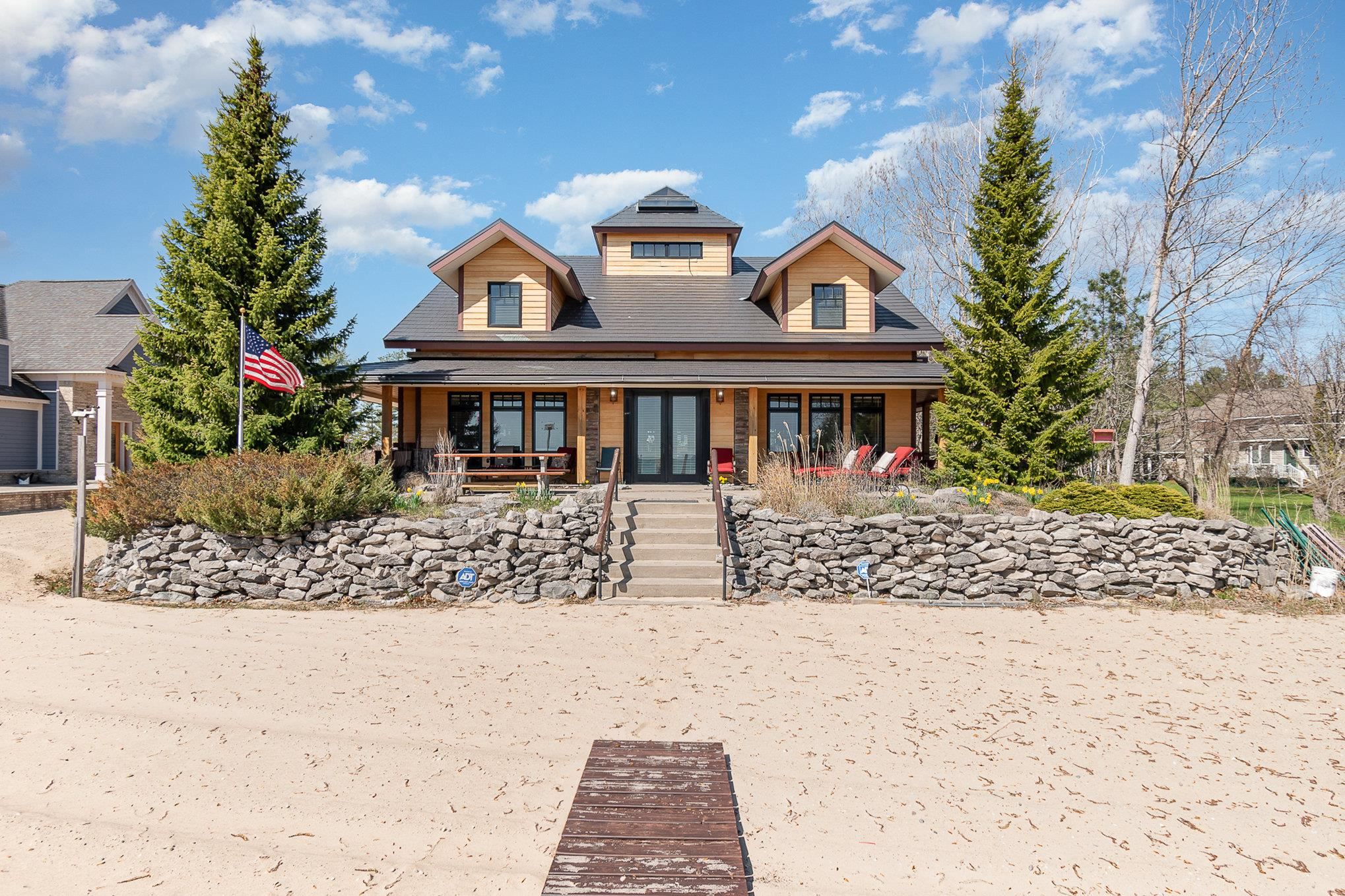 Homes for sale in Oscoda, MI | 891 S State St, Oscoda, MI 48750 | MLS# 80061068