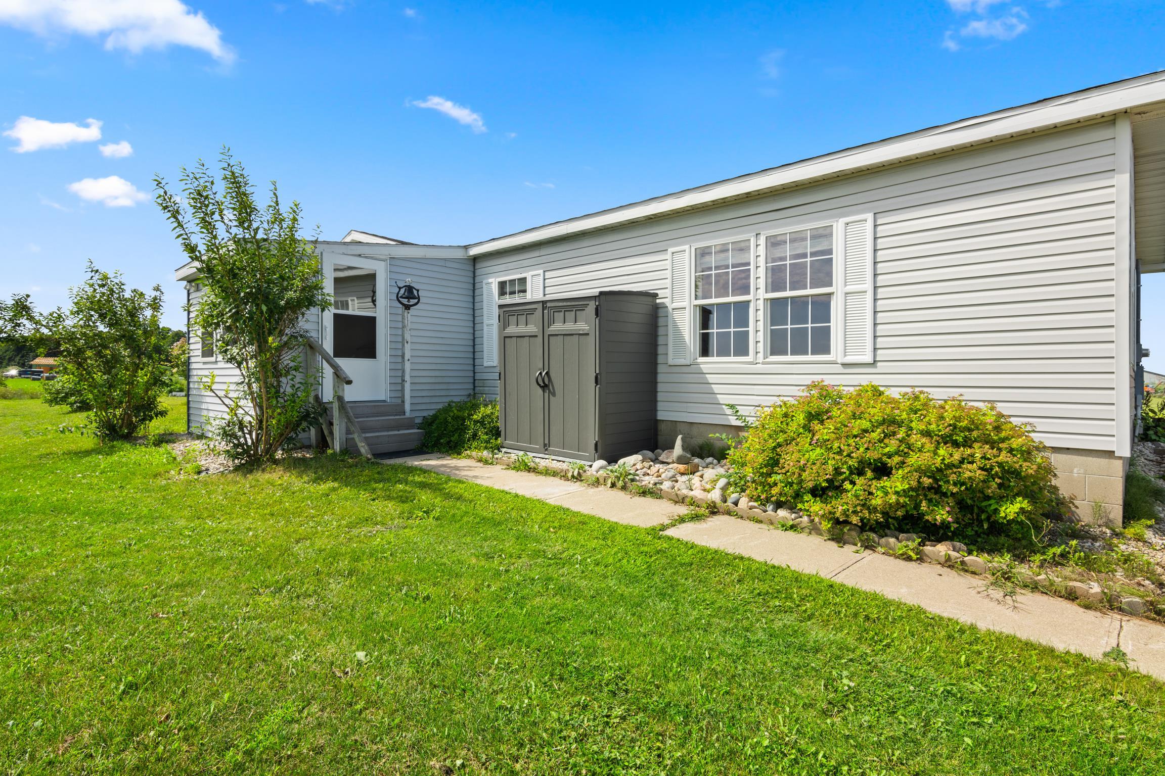 Homes for sale in Grawn, MI | 4433 Hamlin Rd, Grawn, MI 49637 | MLS# 80061260