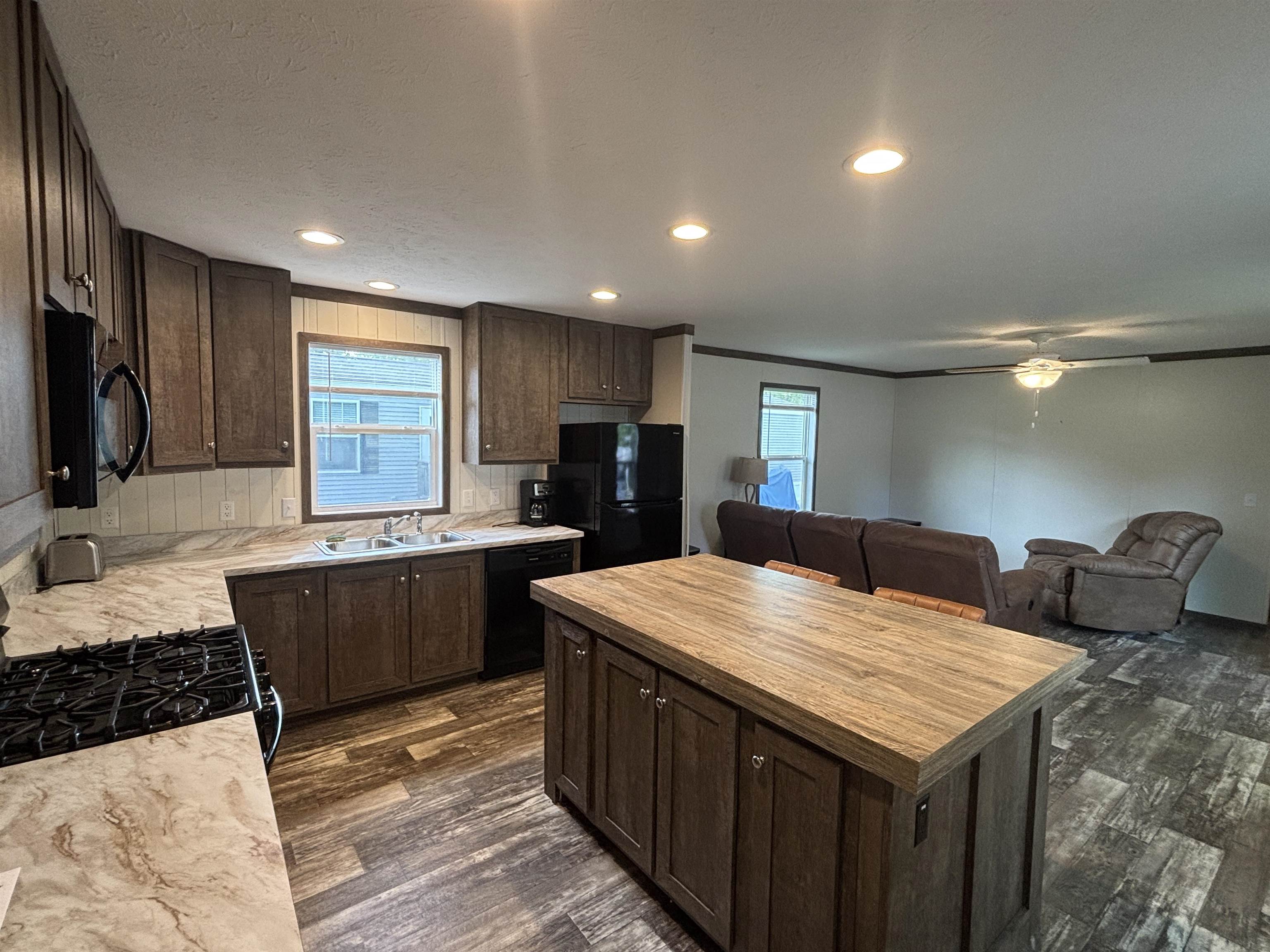 Homes for sale in Traverse City, MI | 2751 Ray Blvd, Traverse City, MI 49686 | MLS# 80061286