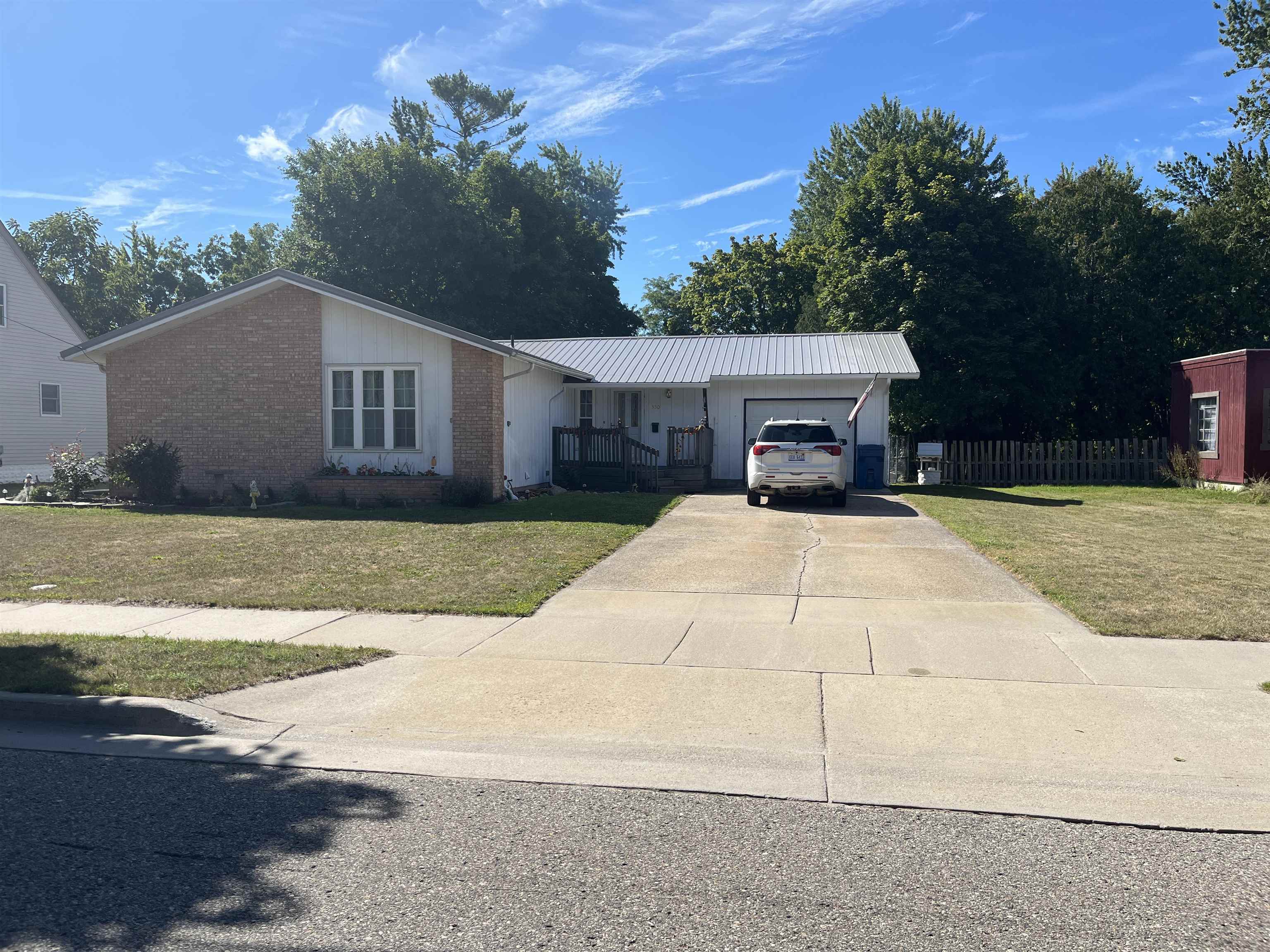 Homes for sale in Standish, MI | 330 E Orchard St, Standish, MI 48658 | MLS# 80061364