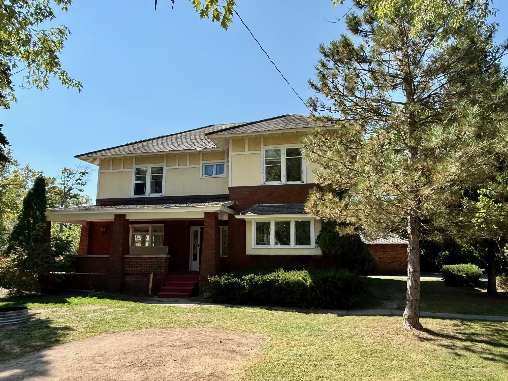 Homes for sale in Cadillac, MI | 513 E Cass St, Cadillac, MI 49601 | MLS# 80061447