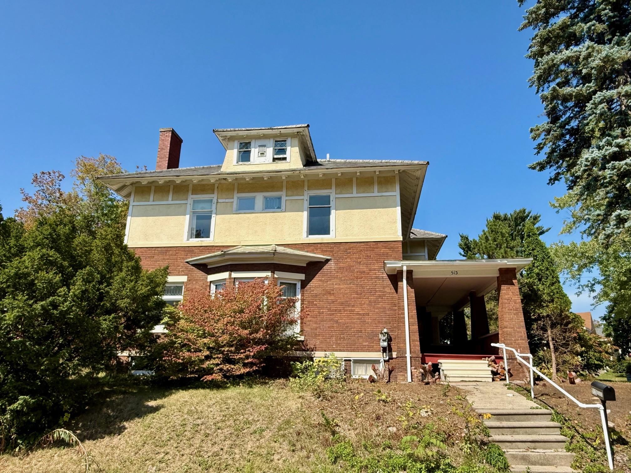 Homes for sale in Cadillac, MI | 513 E Cass St, Cadillac, MI 49601 | MLS# 80061447