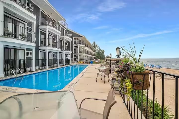 Homes for sale in Traverse City, MI | 2211 N Us-31 #308, Traverse City, MI 49686 | MLS# 80061481