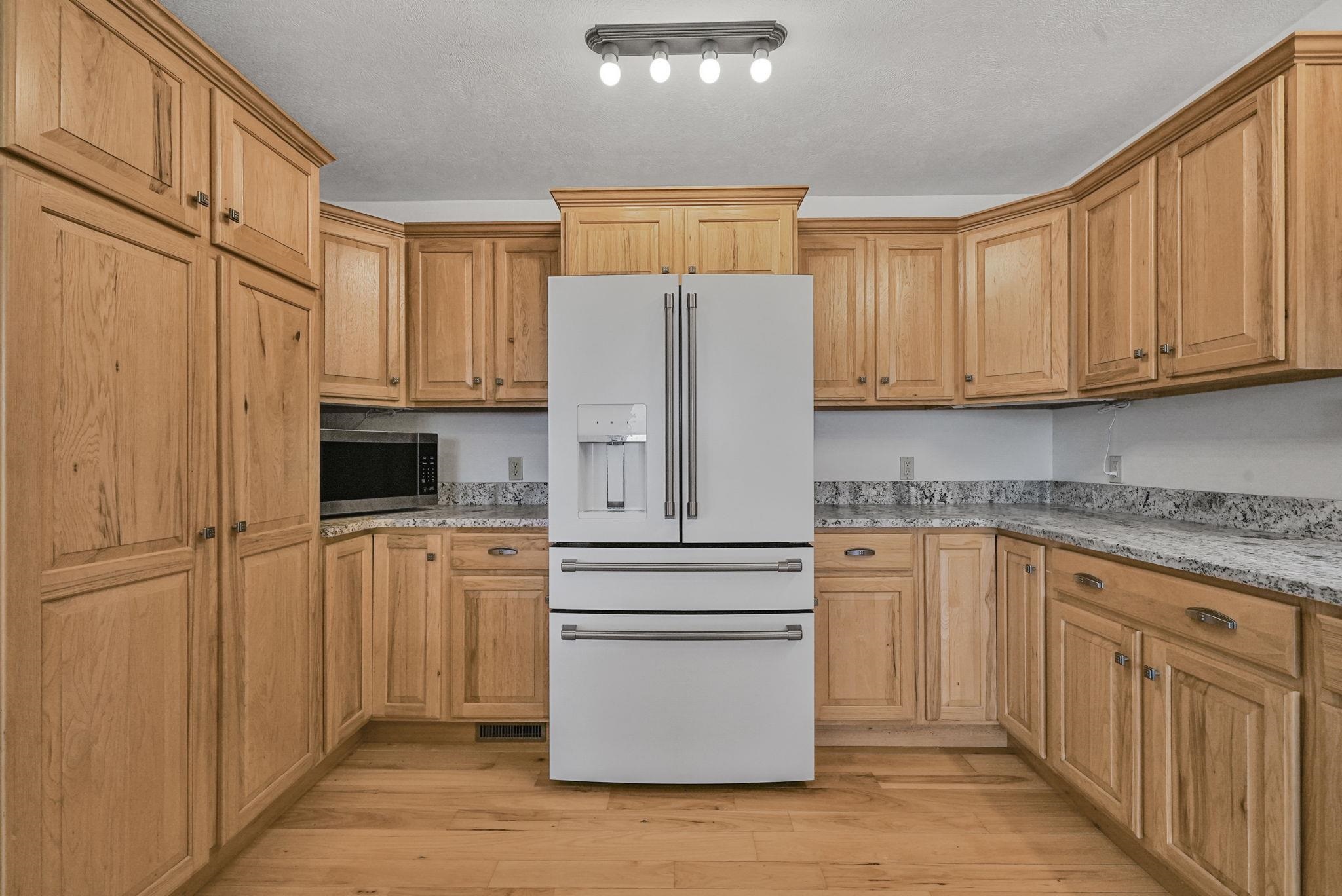 Homes for sale in Northport, MI | 11125 Lee Mann Rd, Northport, MI 49670 | MLS# 80061740