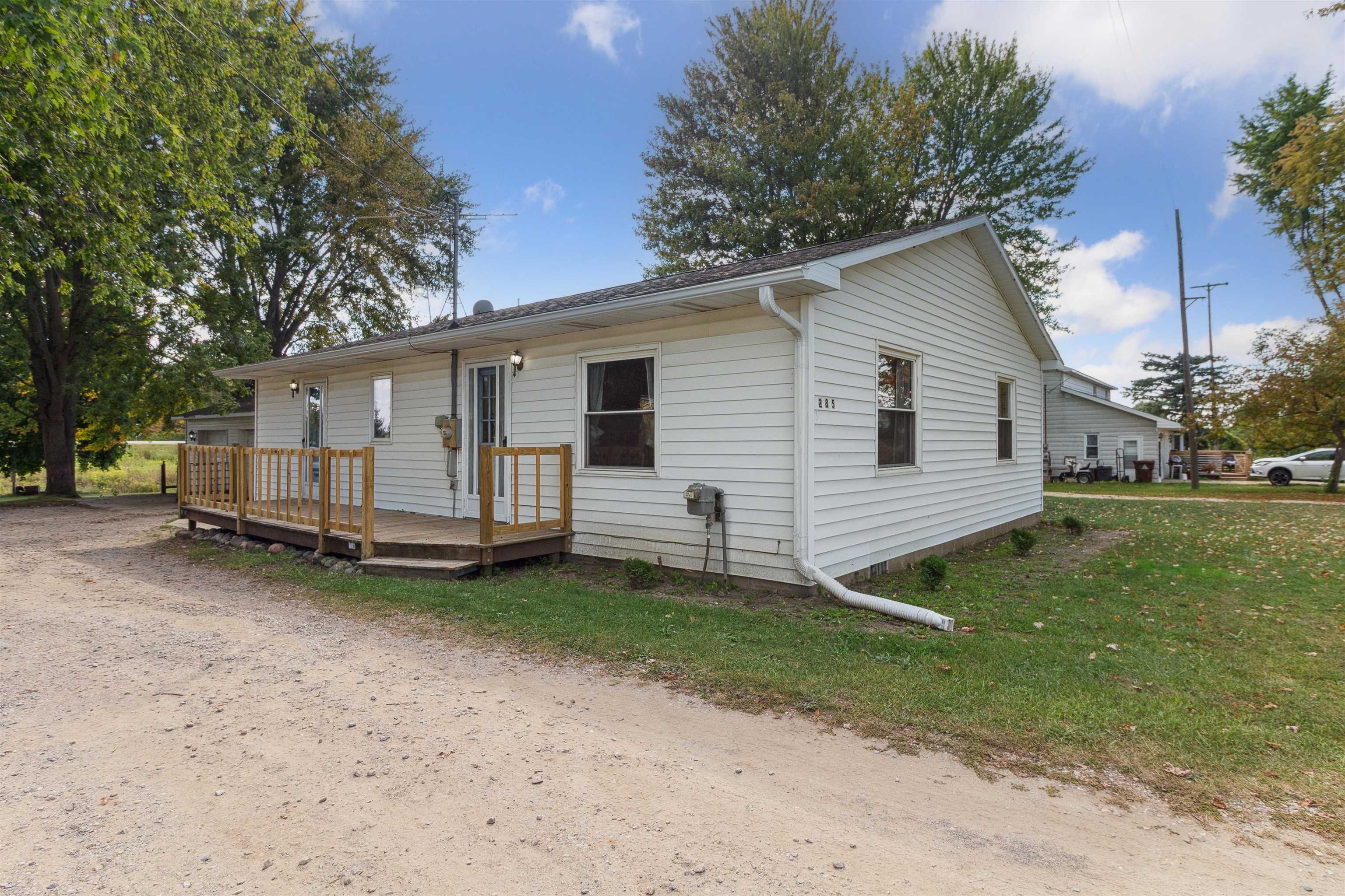 Homes for sale in Saint Louis, MI | 285 W Hoffman Rd, Saint Louis, MI 48880 | MLS# 80061966