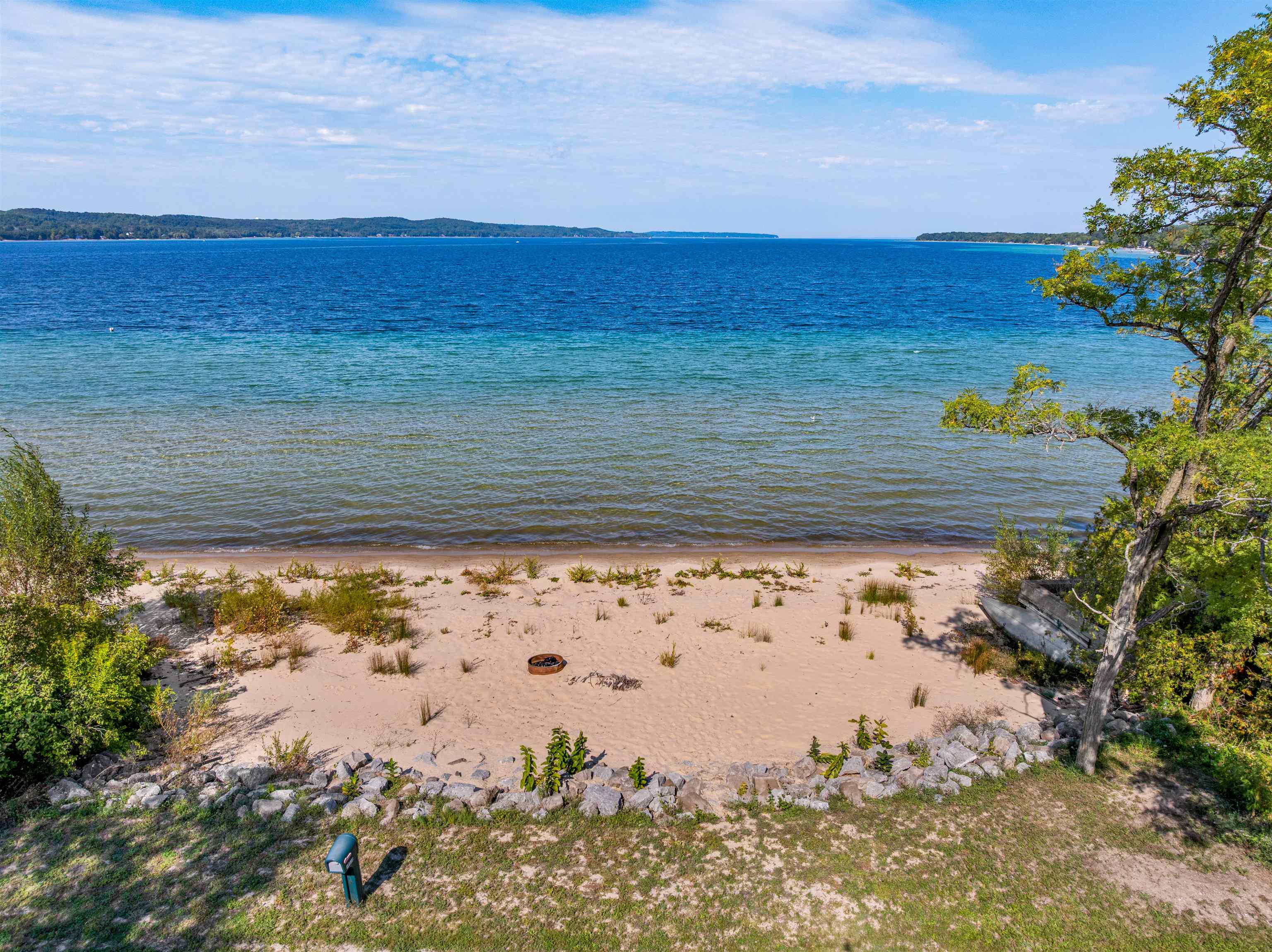 Homes for sale in Suttons Bay, MI | 10910 S Shore Rd, Suttons Bay, MI 49682 | MLS# 80062060