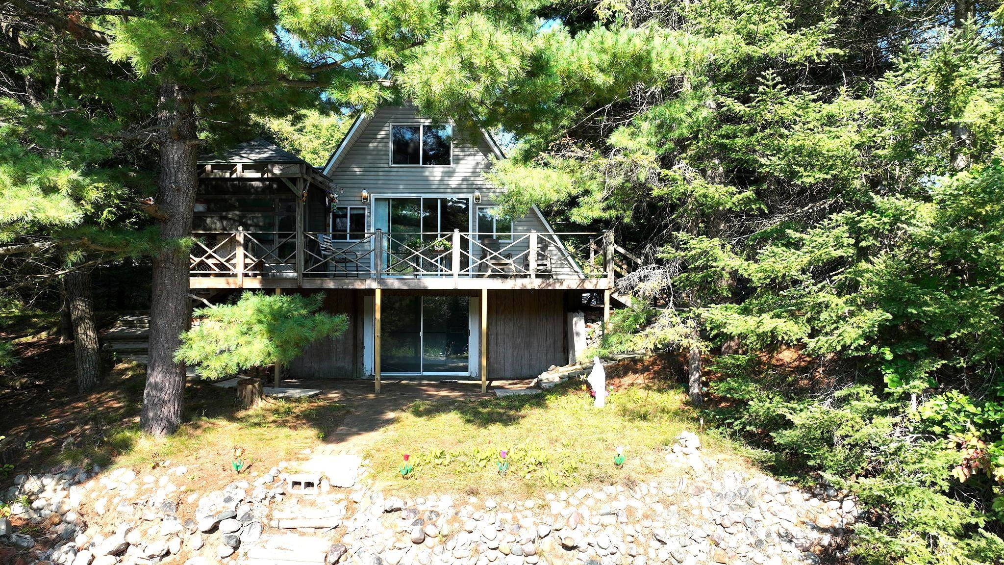 Homes for sale in Roscommon, MI | 724 Lynn Dr, Roscommon, MI 48653 | MLS# 80062148