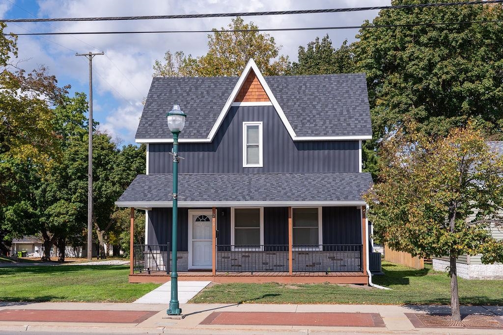 Homes for sale in Clare, MI | 216 W Fifth St, Clare, MI 48617 | MLS# 80062425