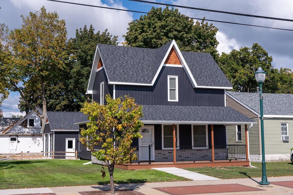 Homes for sale in Clare, MI | 216 W Fifth St, Clare, MI 48617 | MLS# 80062425
