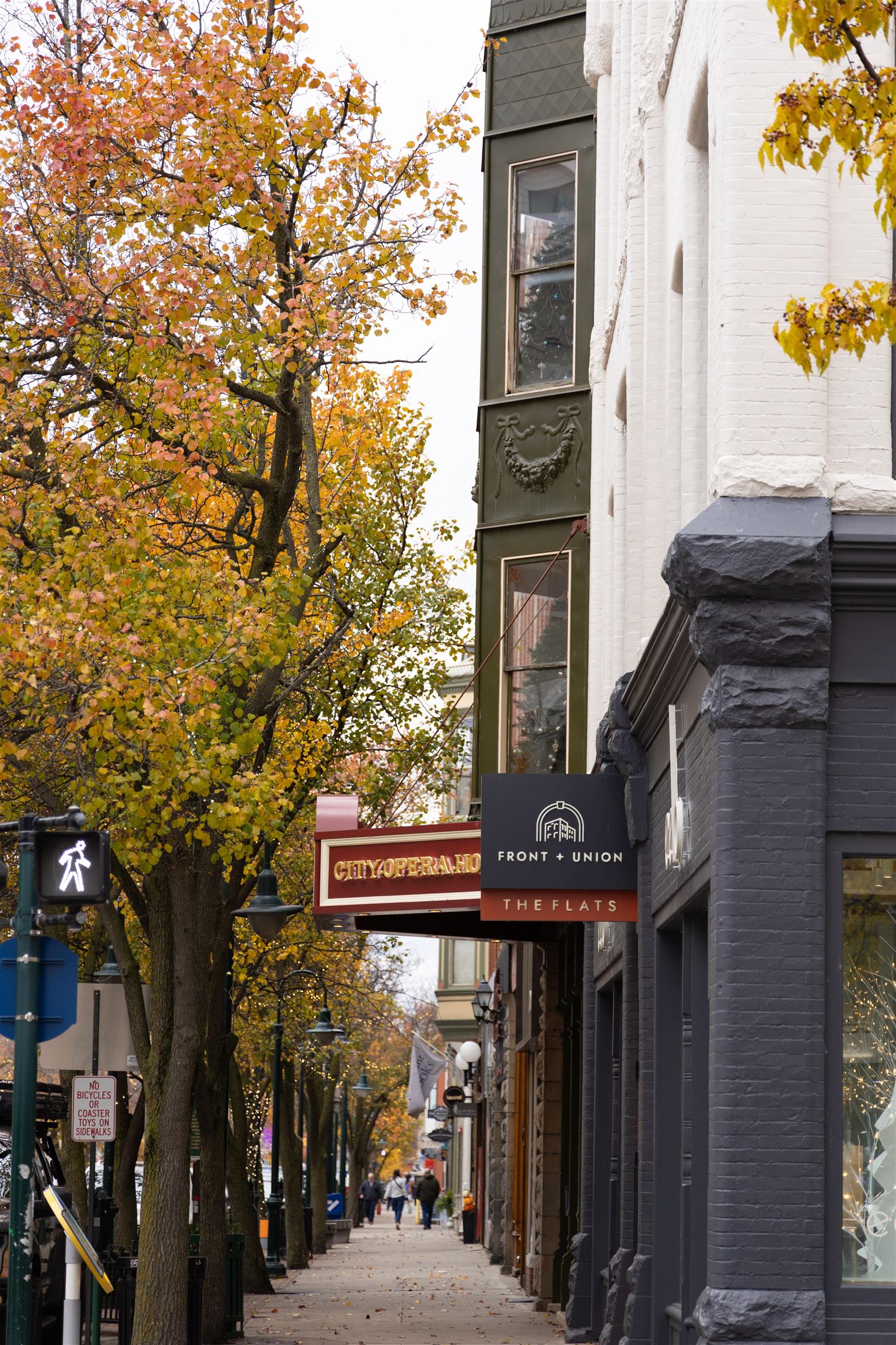 Homes for sale in Traverse City, MI | 100 E Front St #302, Traverse City, MI 49684 | MLS# 80062671