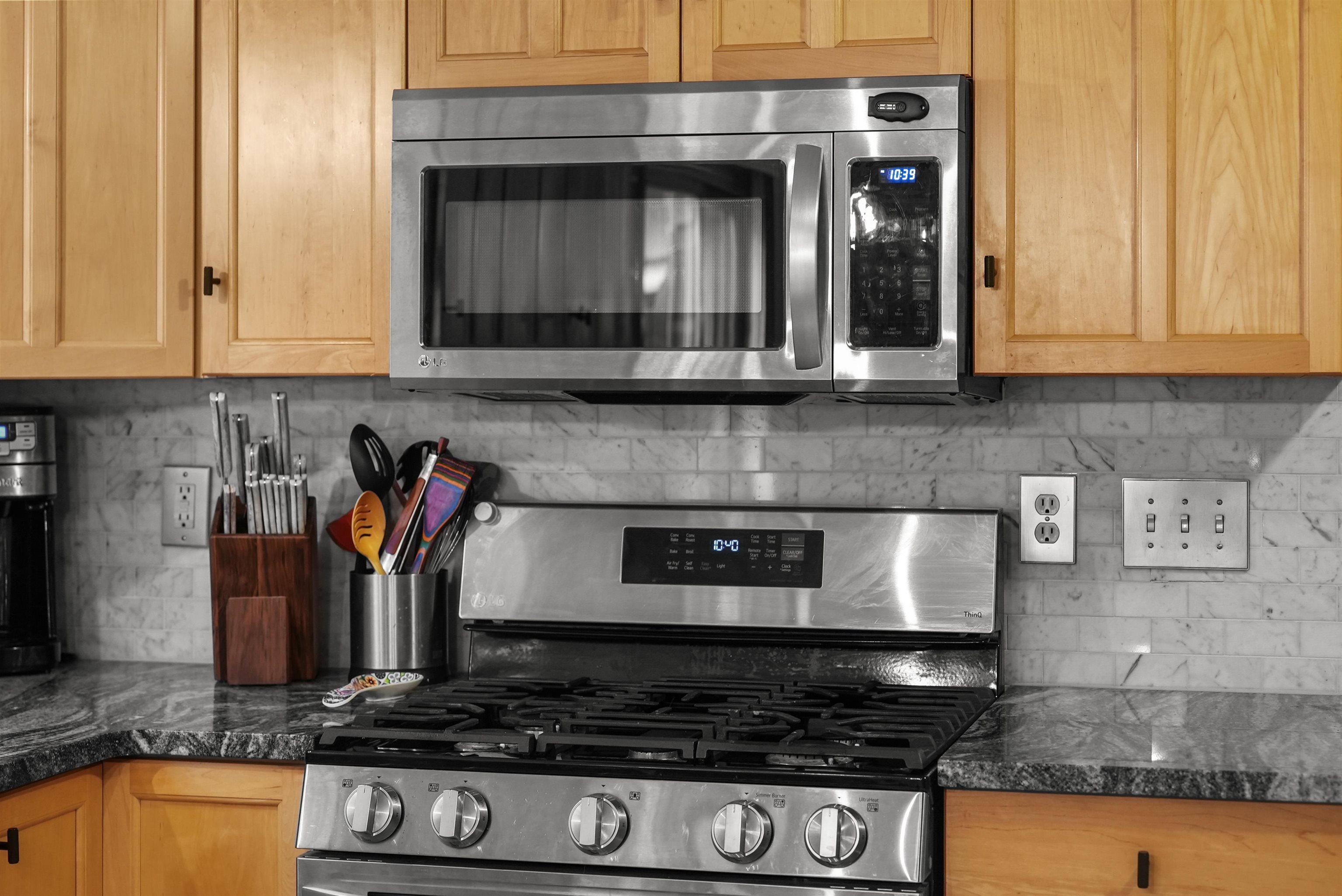 Homes for sale in Houghton Lake, MI | 105 Marigold Ln, Houghton Lake, MI 48629 | MLS# 80062684