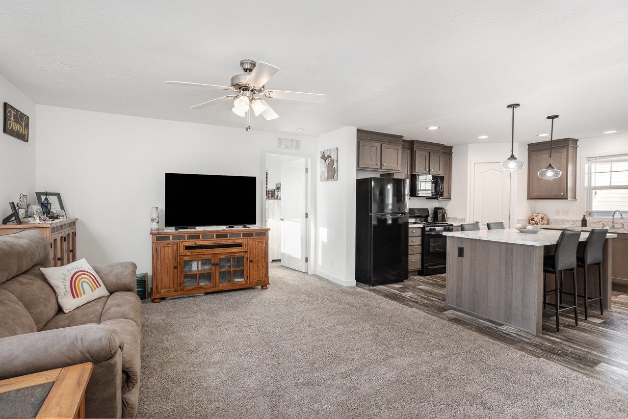 Homes for sale in Mount Pleasant, MI | 1127 Stoneridge Ct, Mount Pleasant, MI 48858 | MLS# 80063010