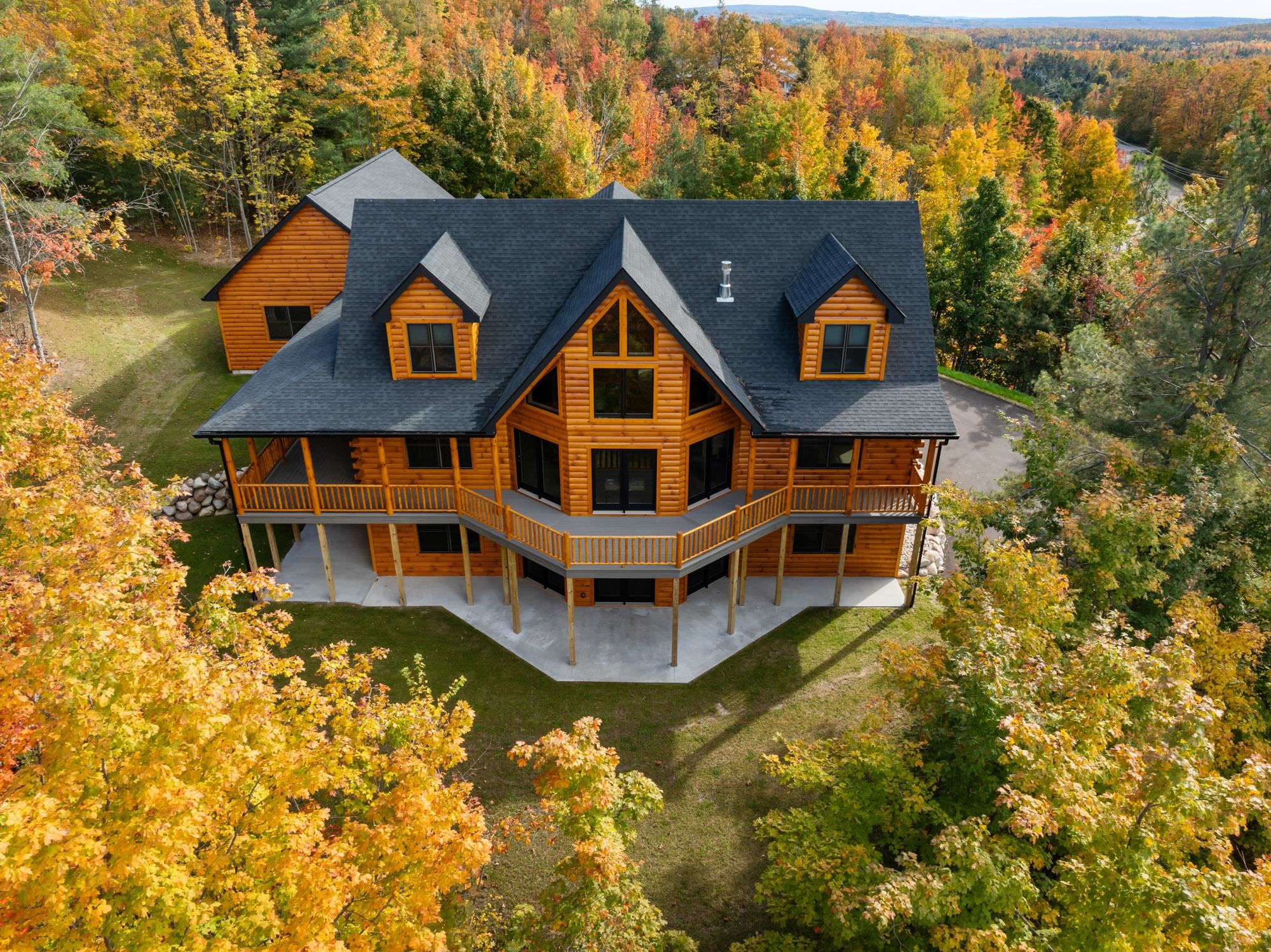 Homes for sale in Harbor Springs, MI | 6755 Pleasantview Rd, Harbor Springs, MI 49740 | MLS# 80063273