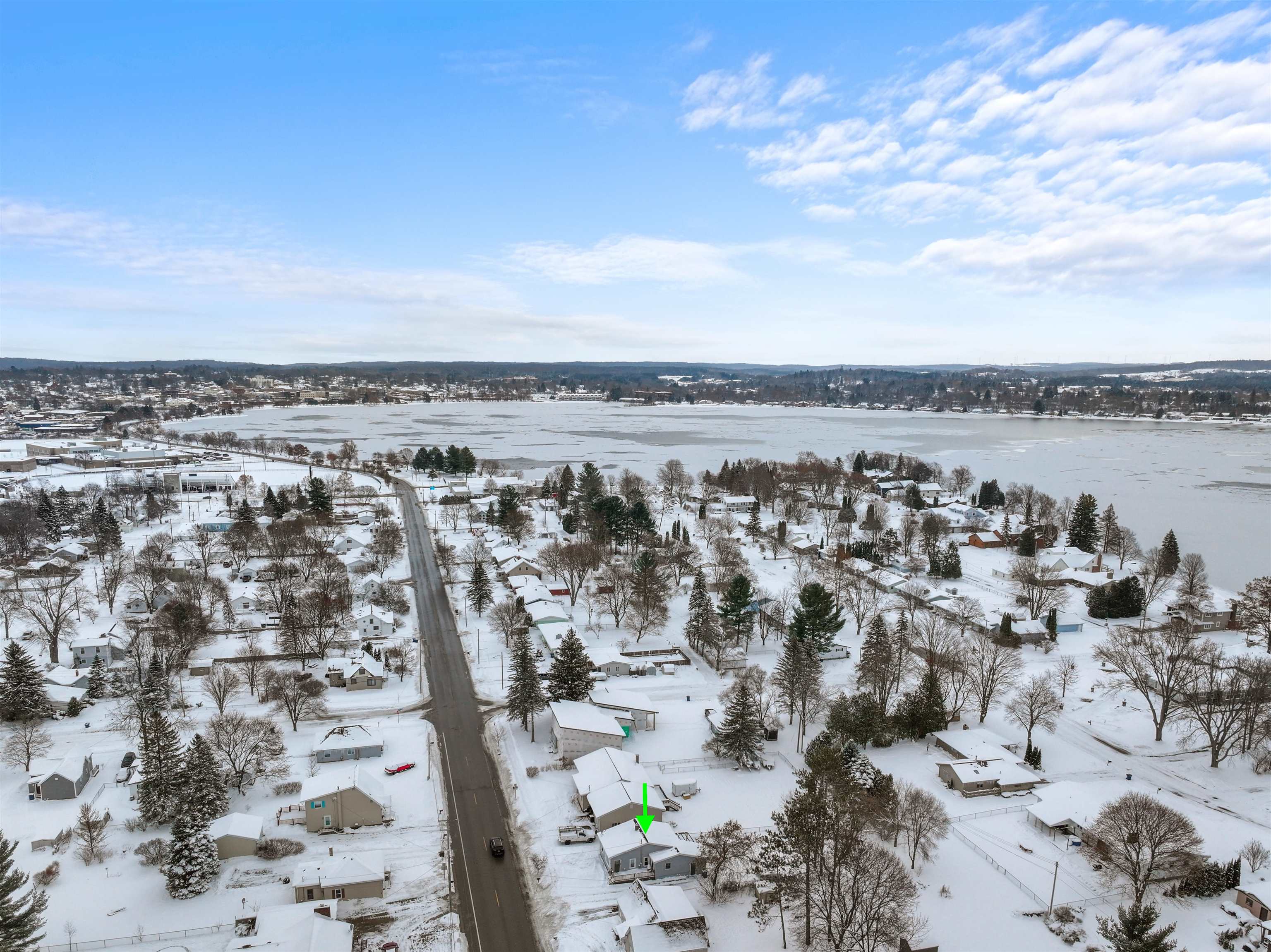 Homes for sale in Cadillac, MI | 907 Chestnut St, Cadillac, MI 49601 | MLS# 80064119