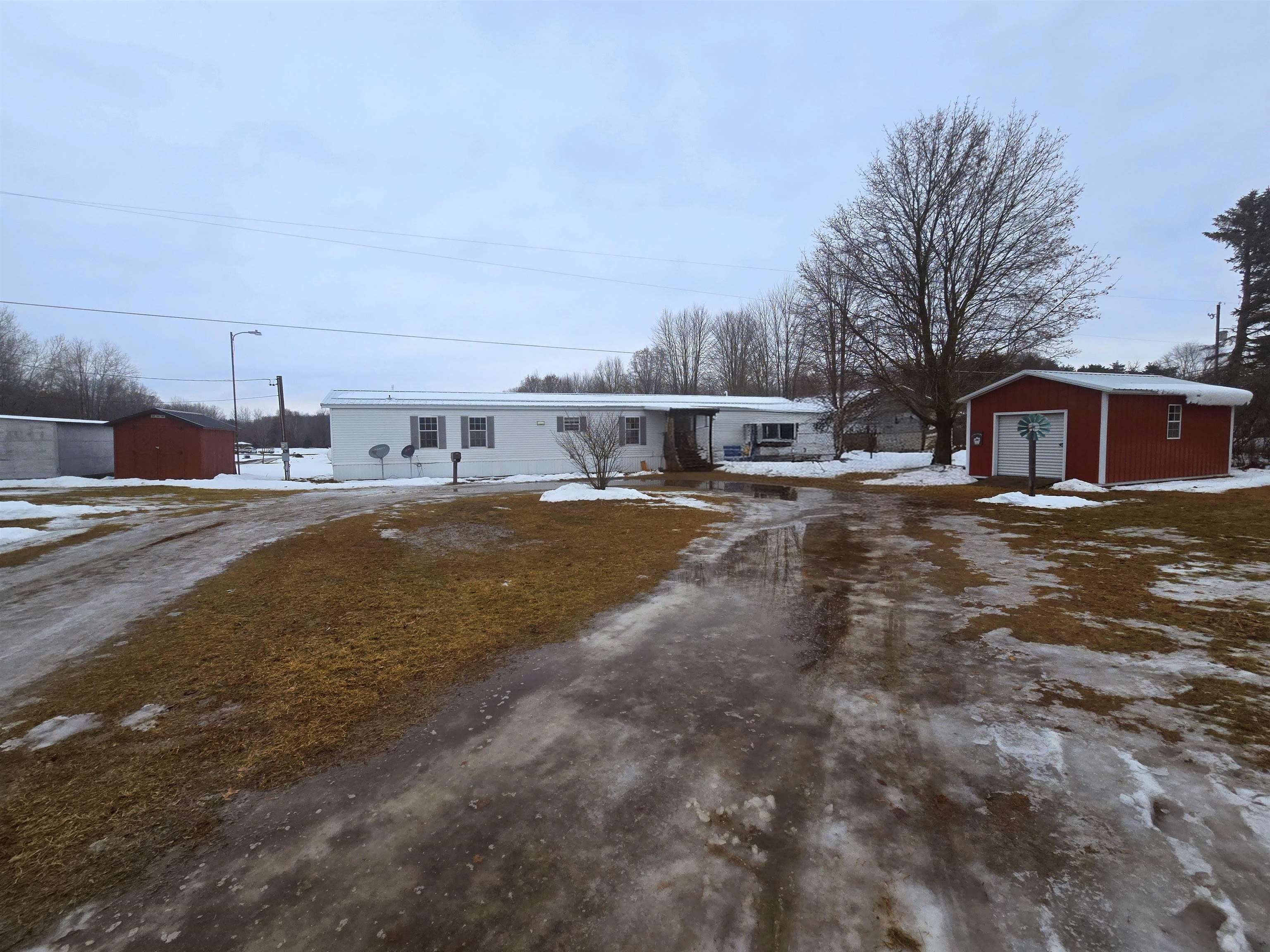 Homes for sale in Elwell, MI | 10210 W Monroe, Elwell, MI 48832 | MLS# 80064460