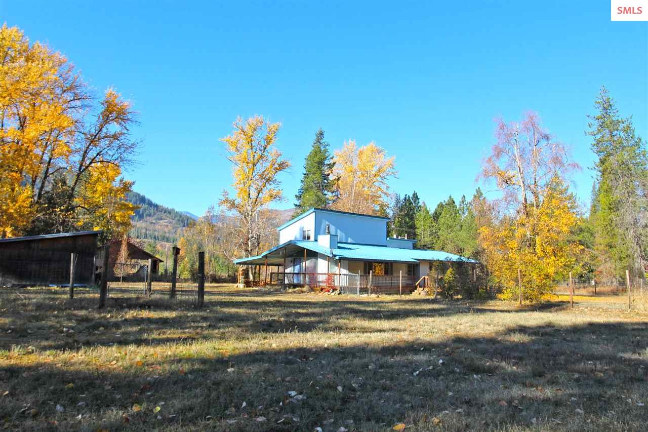 3816 Upper Pack River Rd, Sandpoint, ID 83864 (Sold NYStateMLS Listing 10438557)