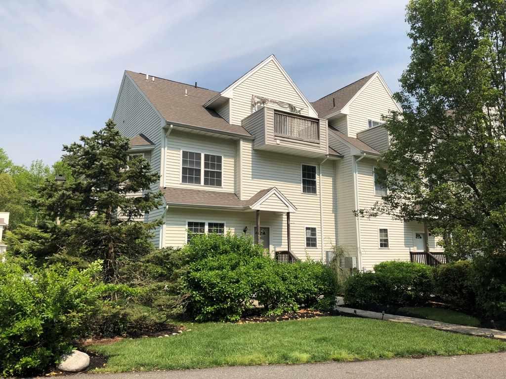 Lakeside Estates Condominiums For Sale EHT New Jersey