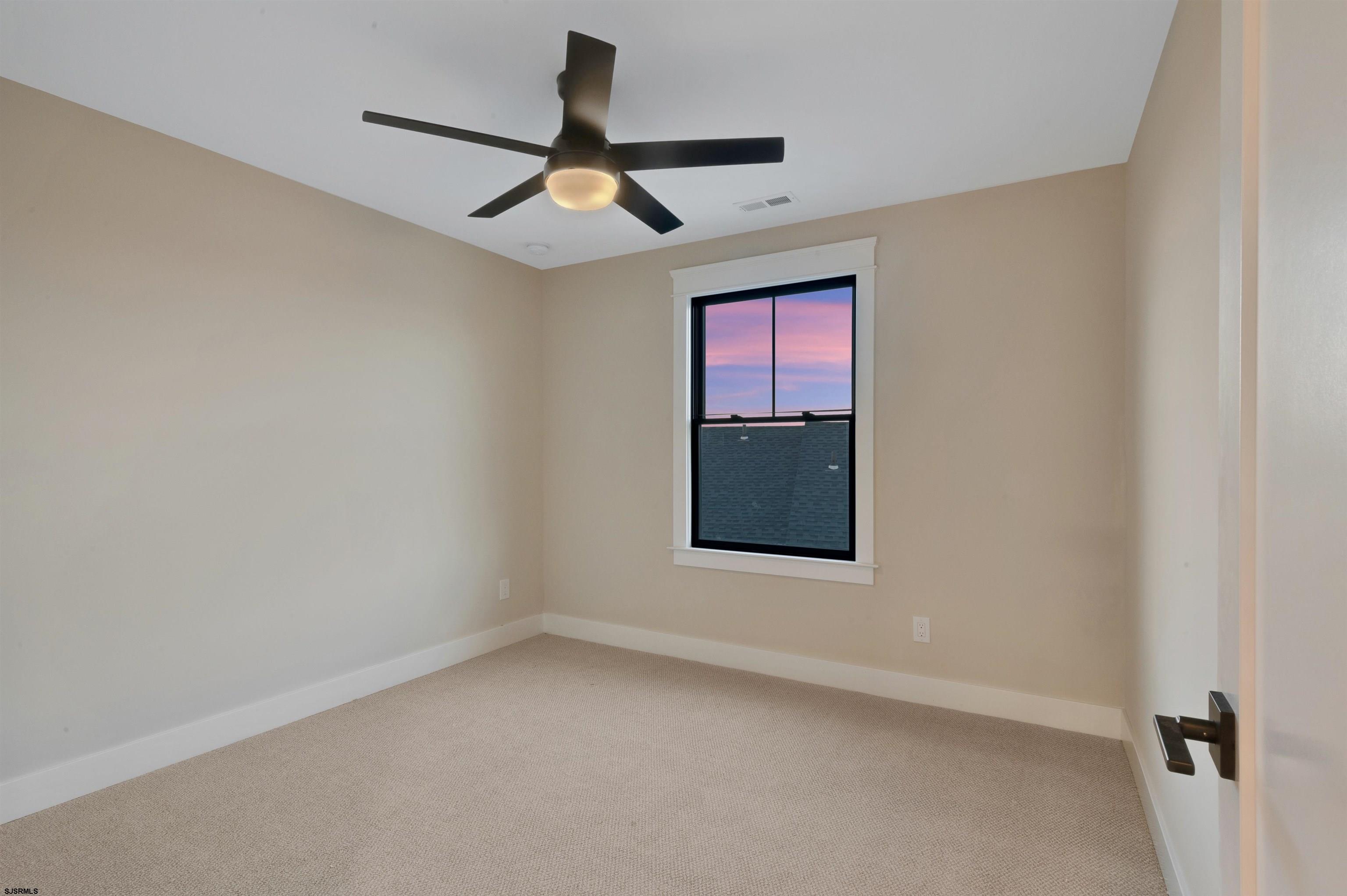 1119 Bayfront - Picture 19
