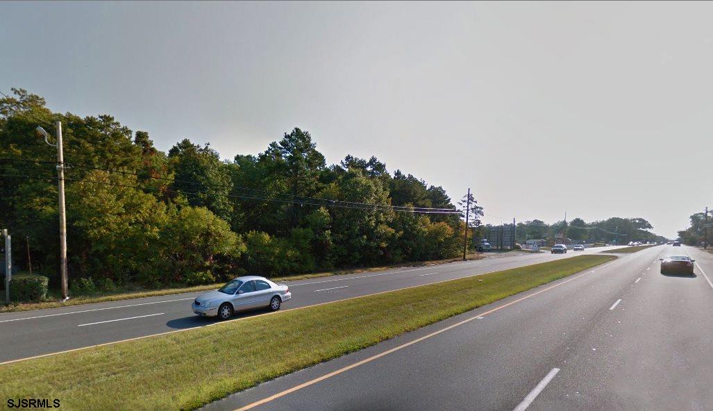 6508 Black Horse Pike - Picture 1