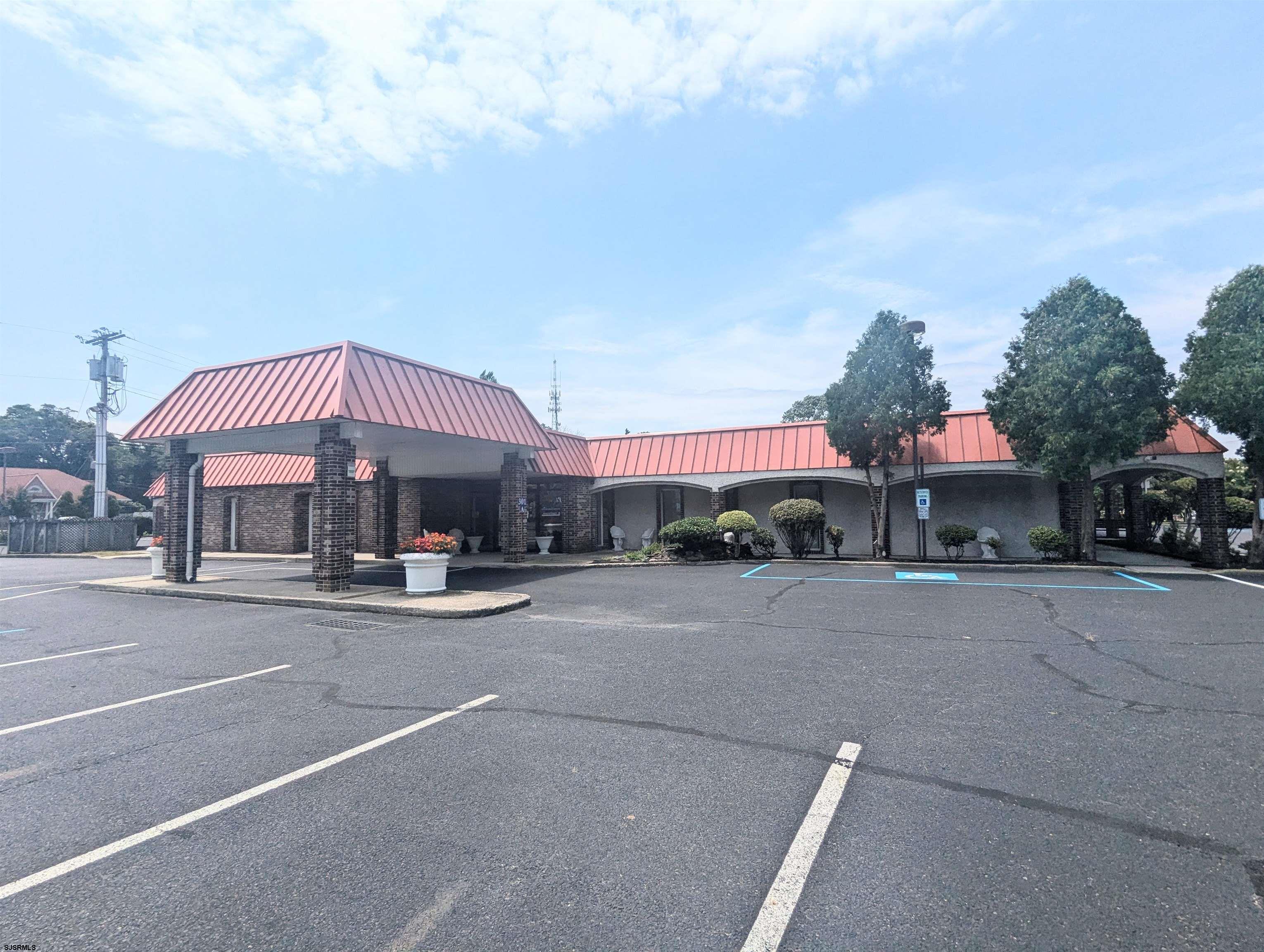 301 Central Avenue