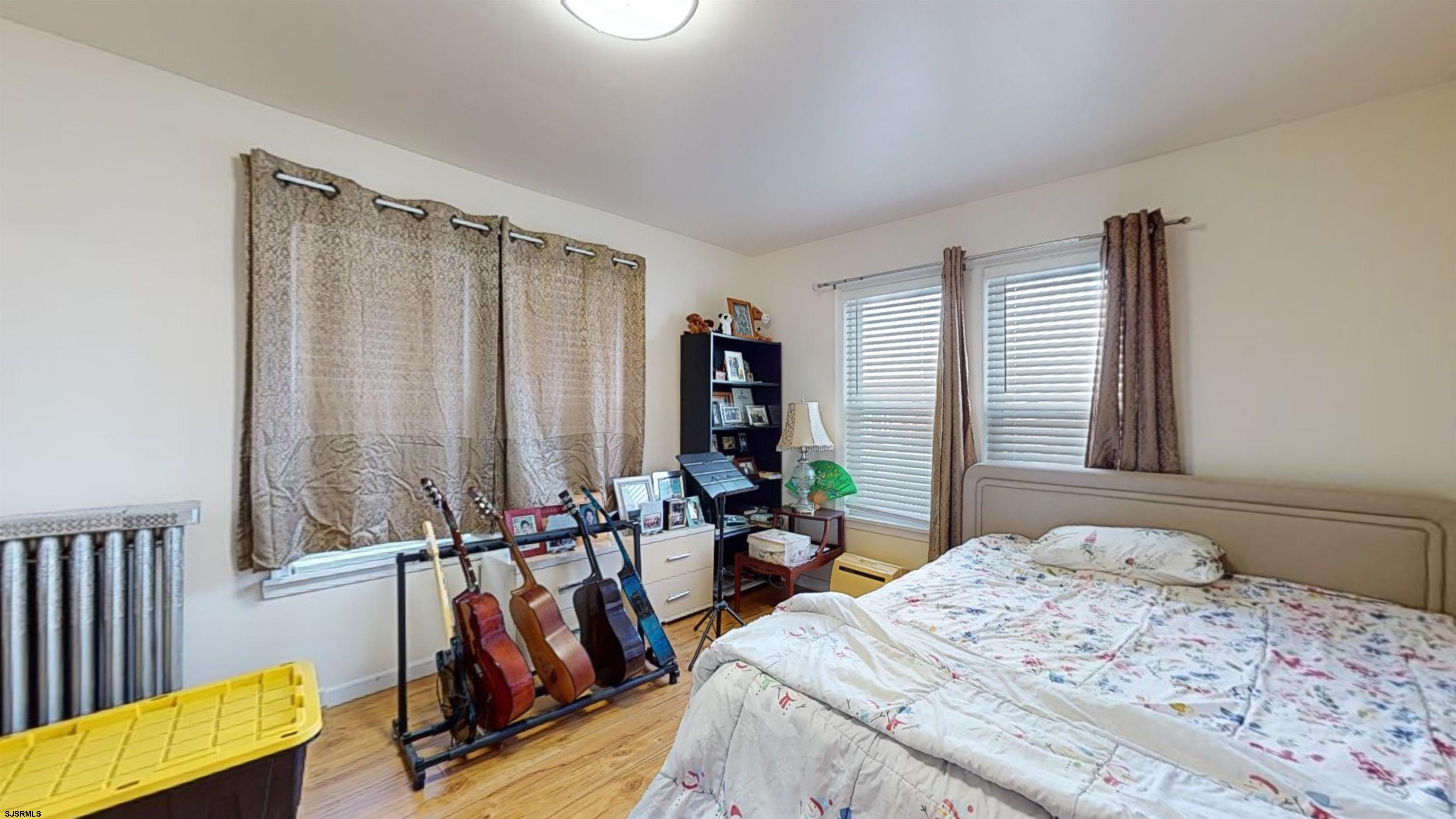 18 S Jackson Avenue