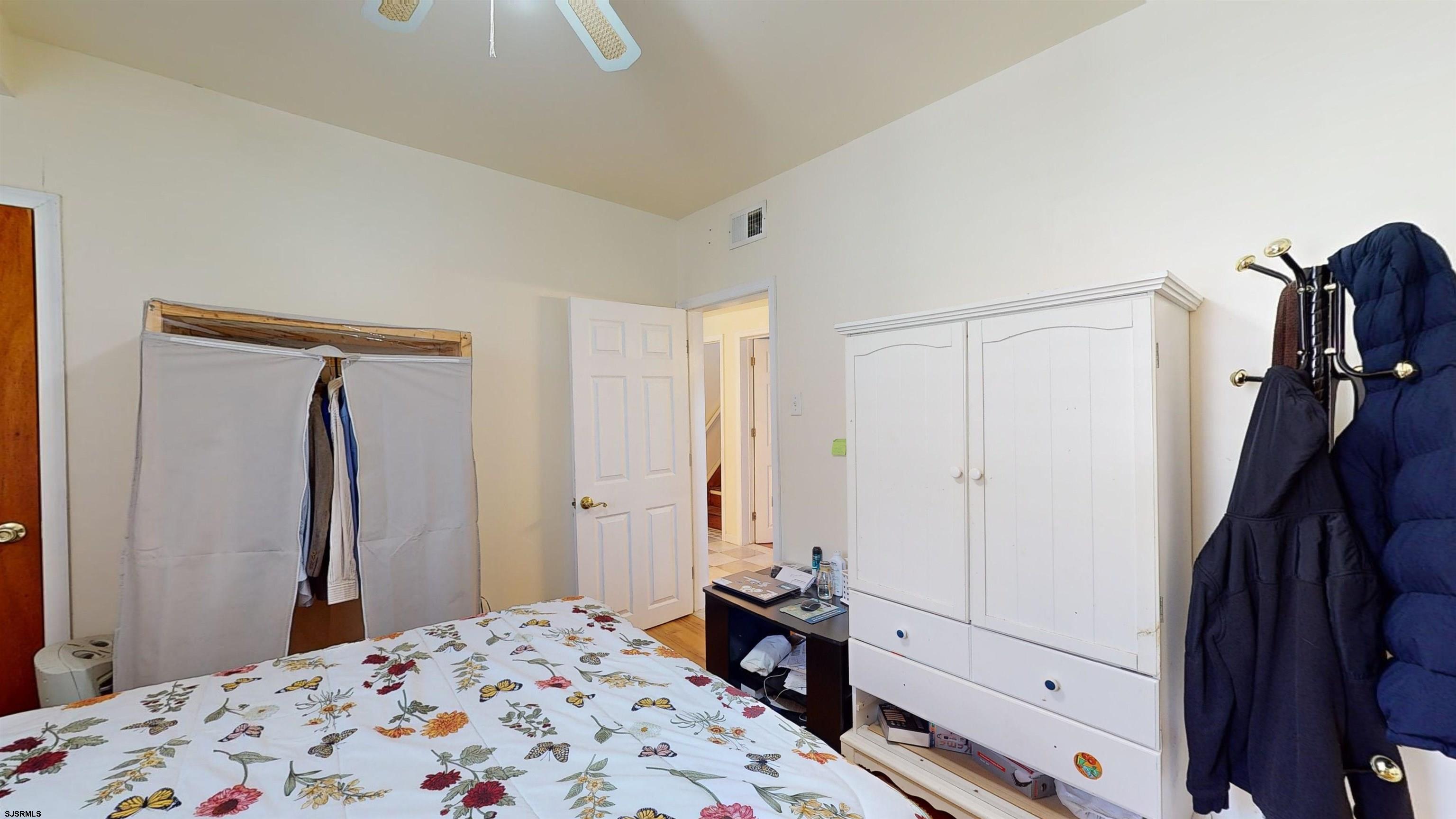 18 S Jackson Avenue