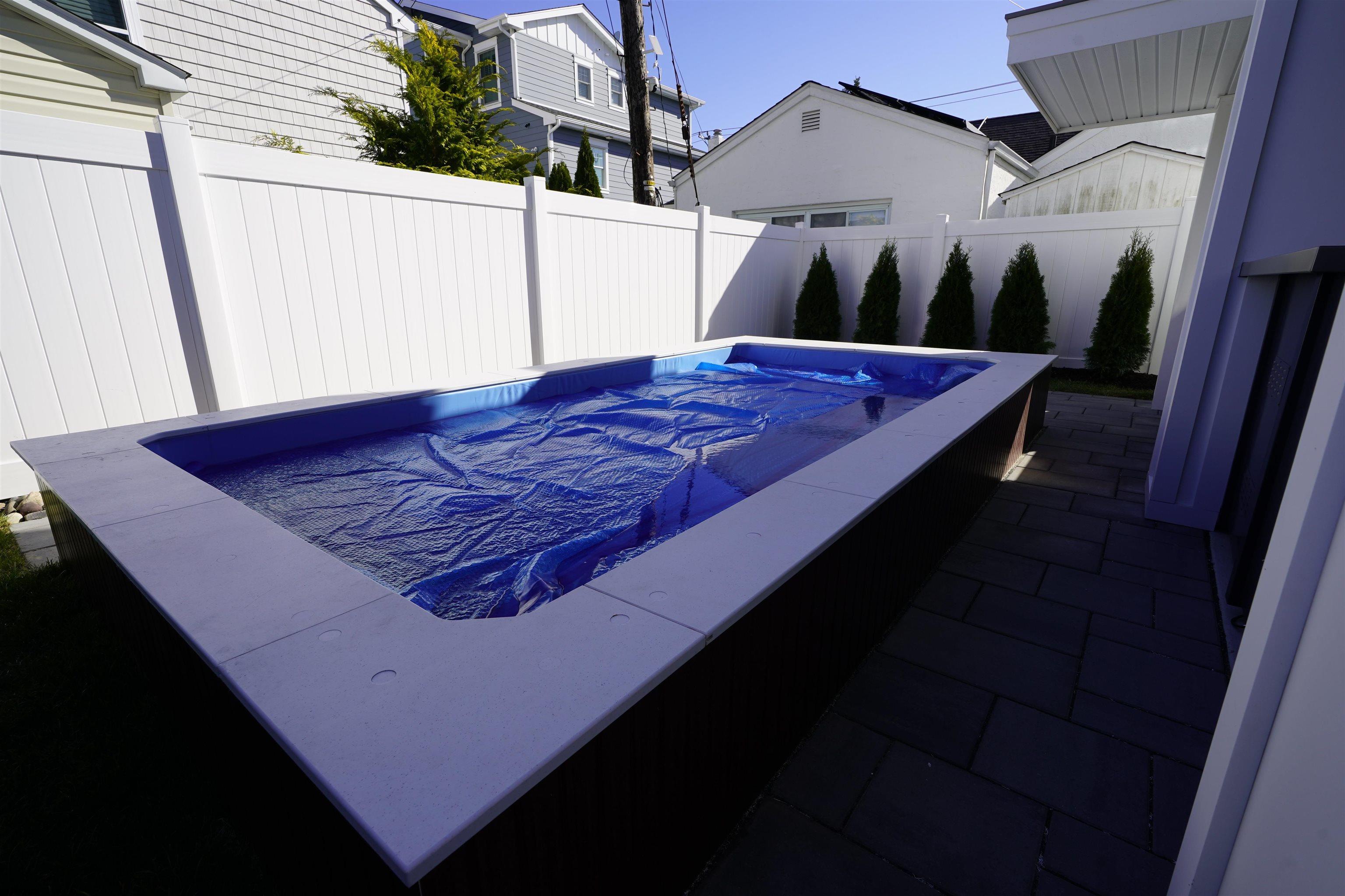 301 N Vendome Avenue