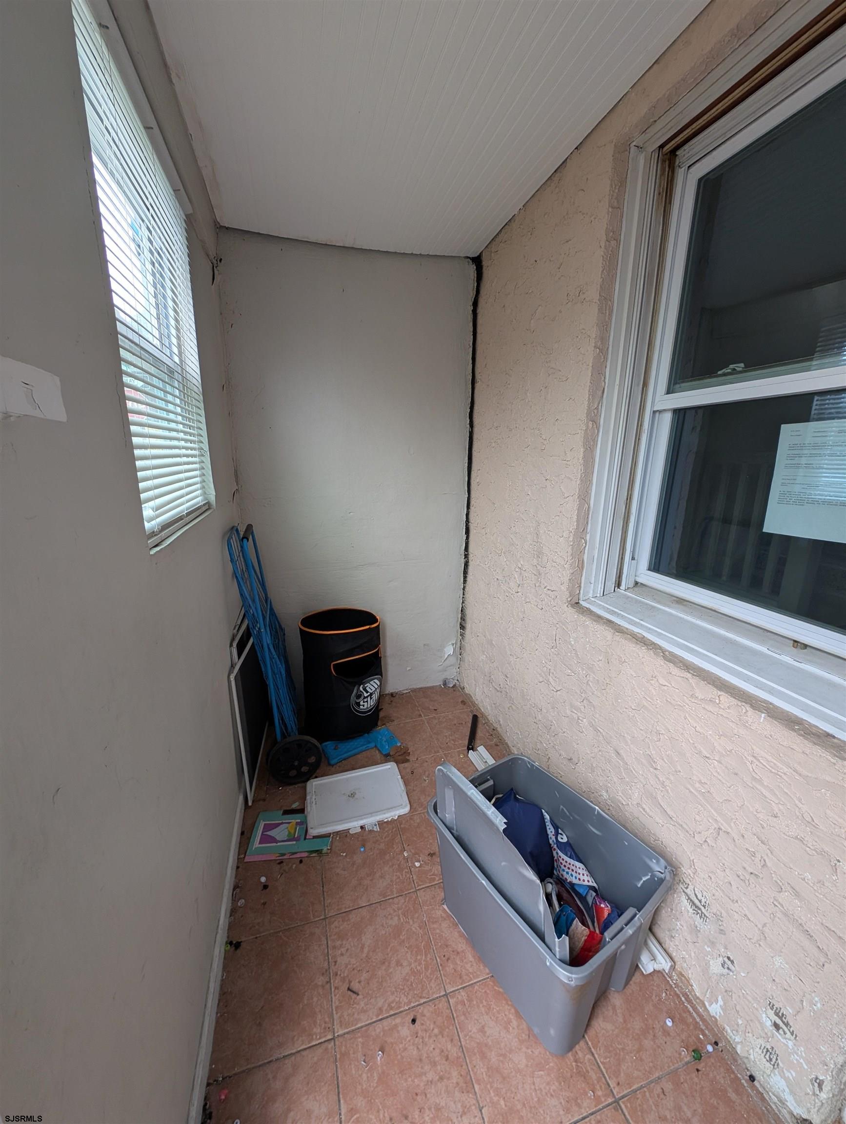 1441 Caspian Avenue - Picture 4