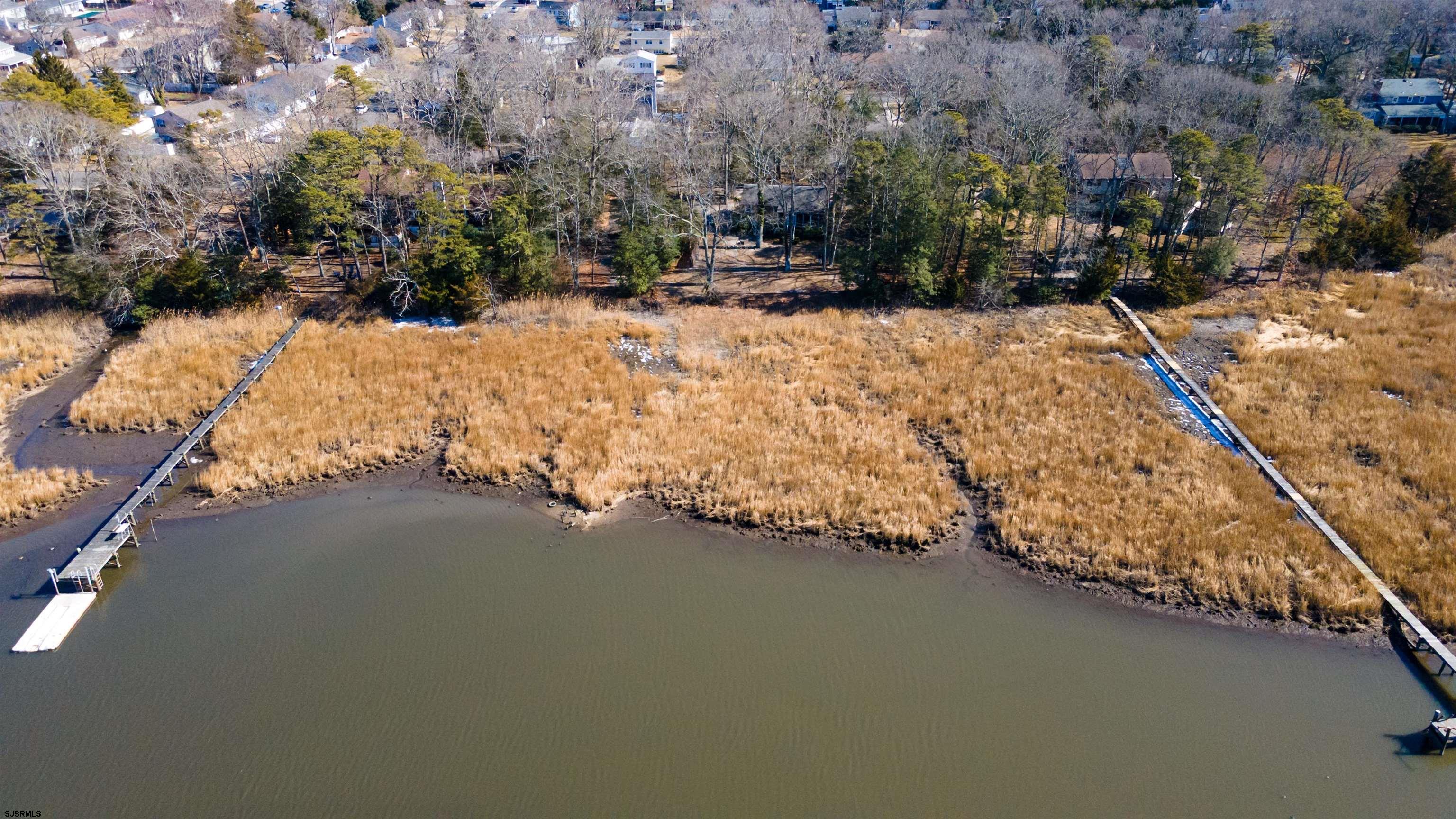 1026 Bartlett Dr - Picture 1