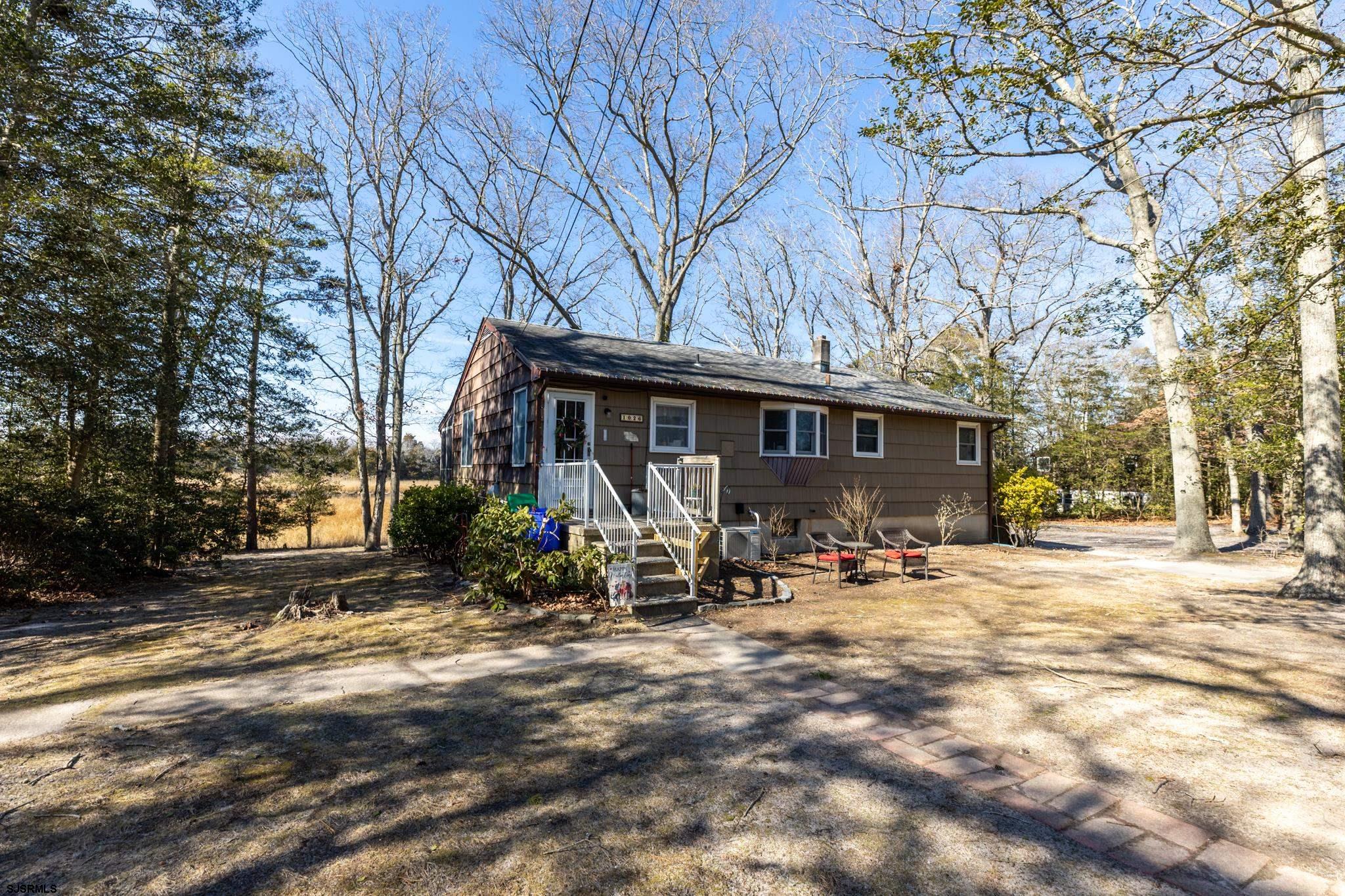 1026 Bartlett Dr