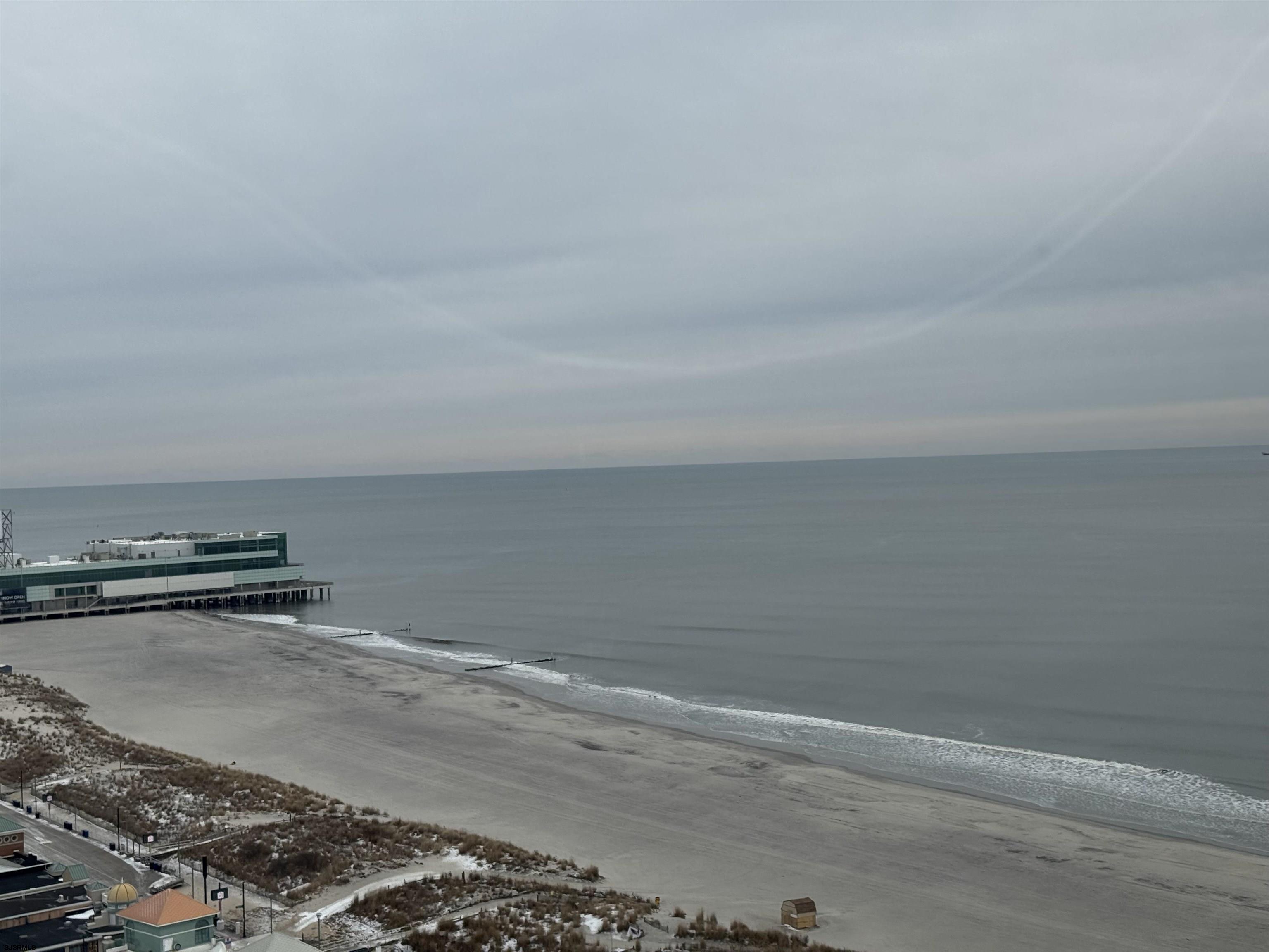 2721 Boardwalk - Picture 1