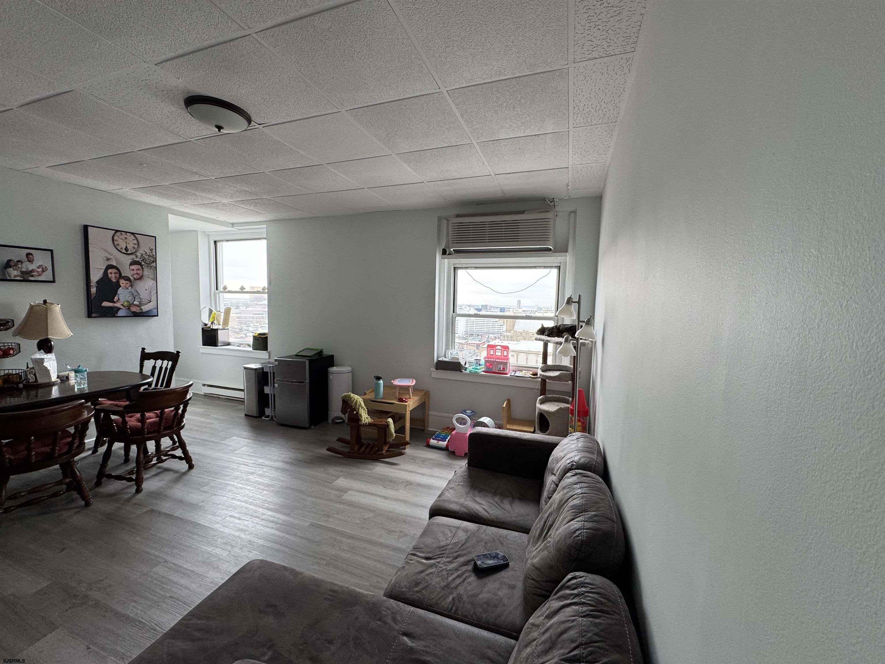 2721 Boardwalk - Picture 2