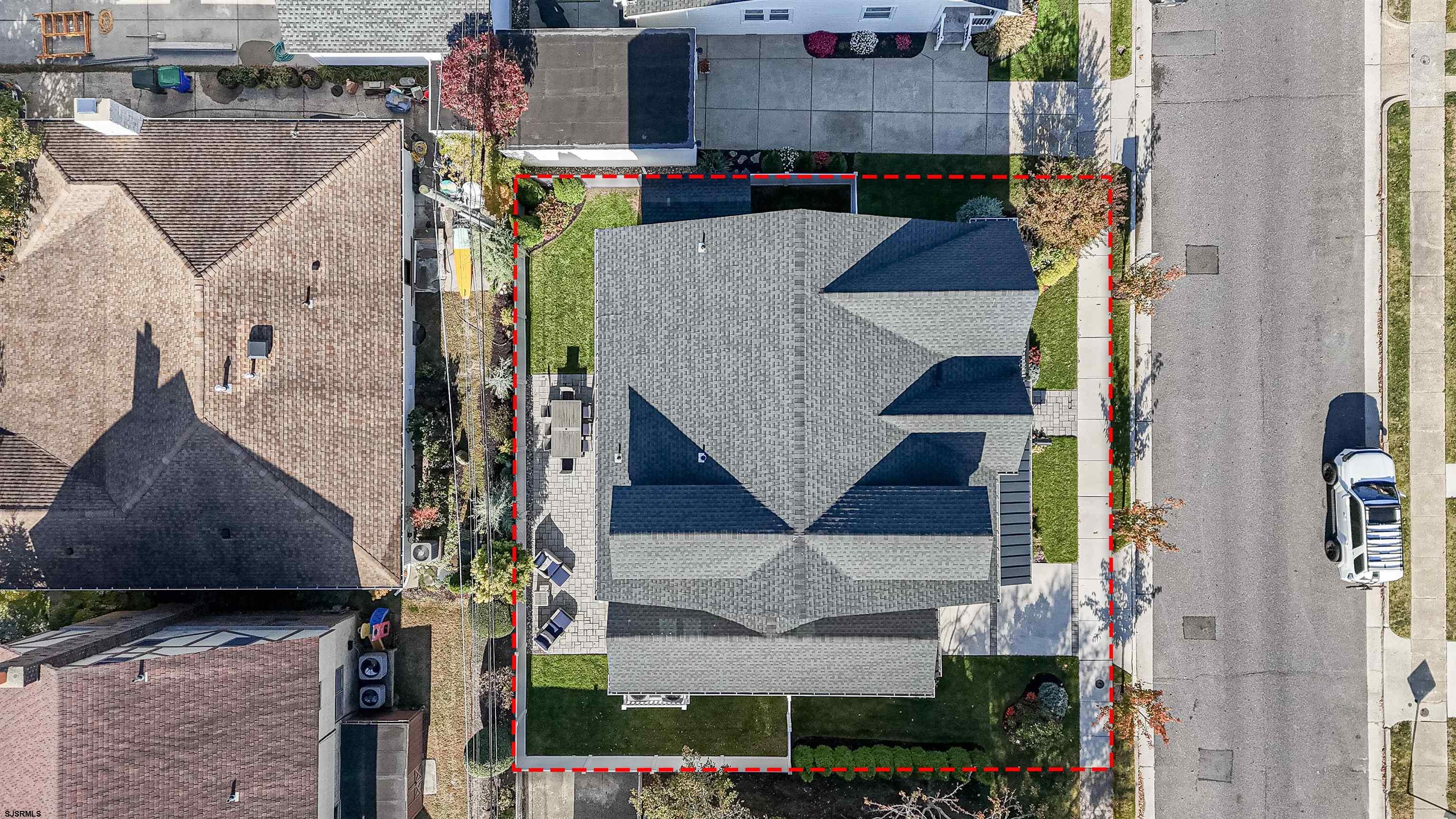 420 N Delavan Avenue - Picture 4