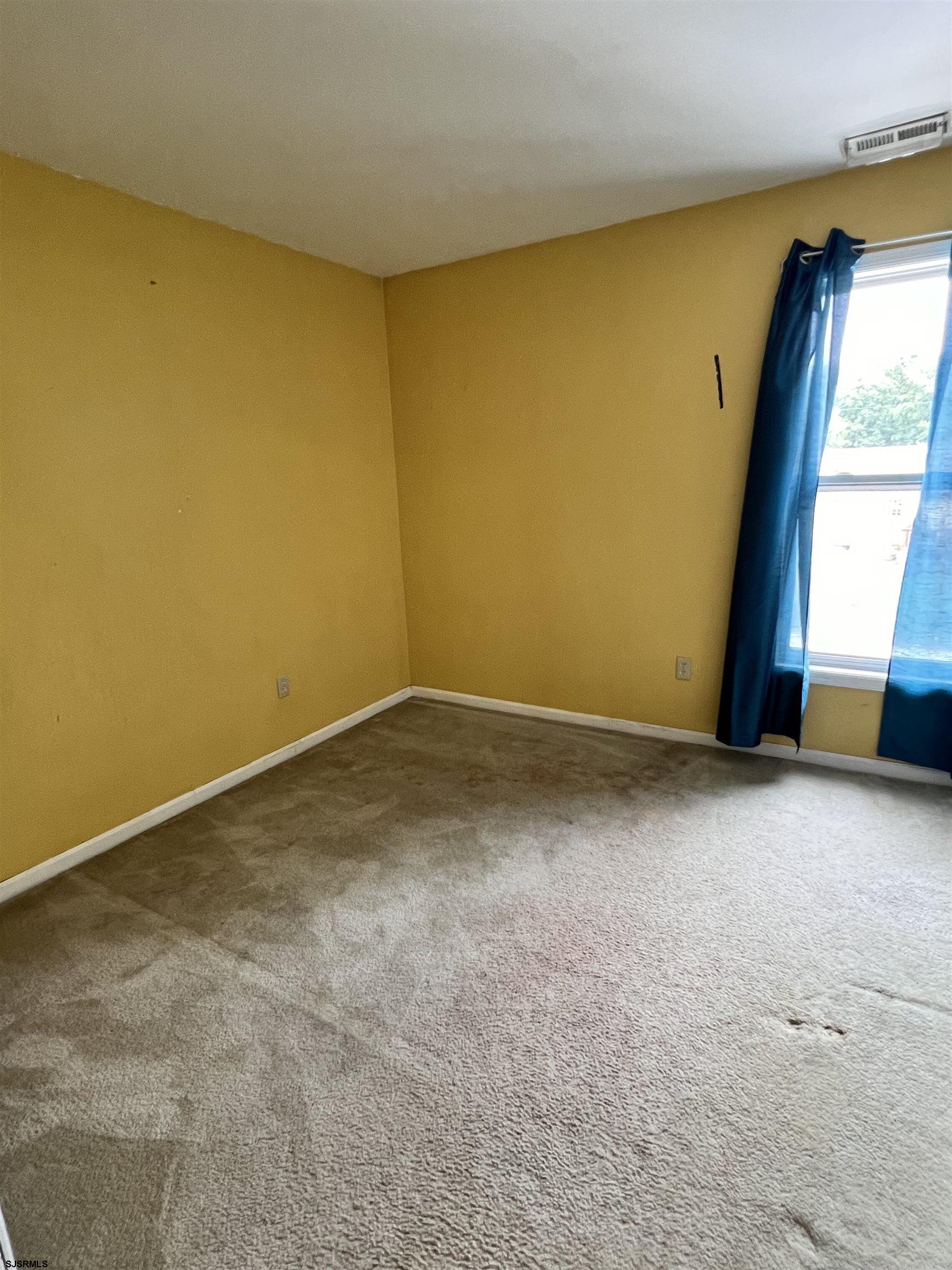 2 Heritage Ter Terrace