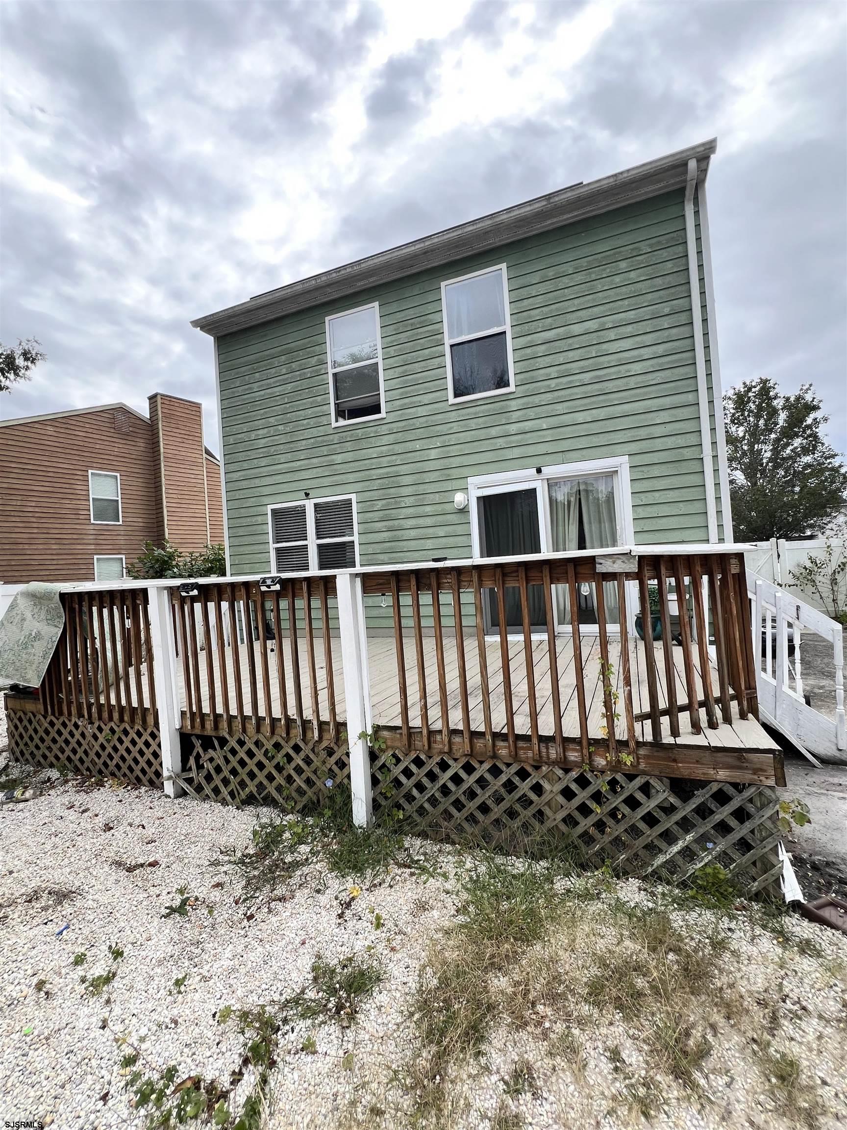 2 Heritage Ter Terrace