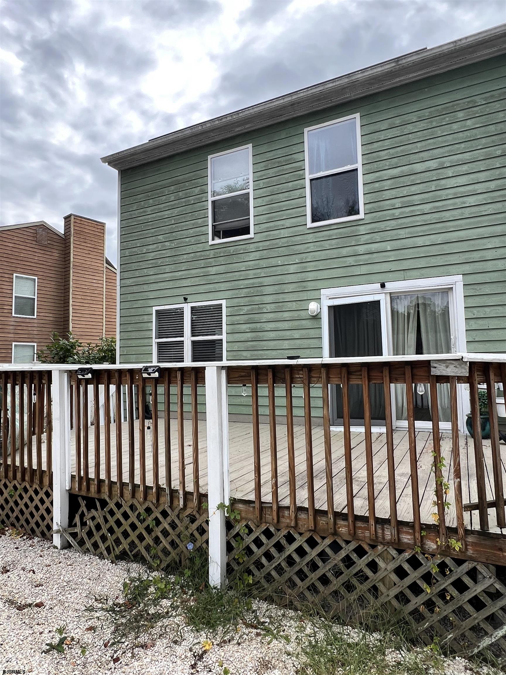 2 Heritage Ter Terrace