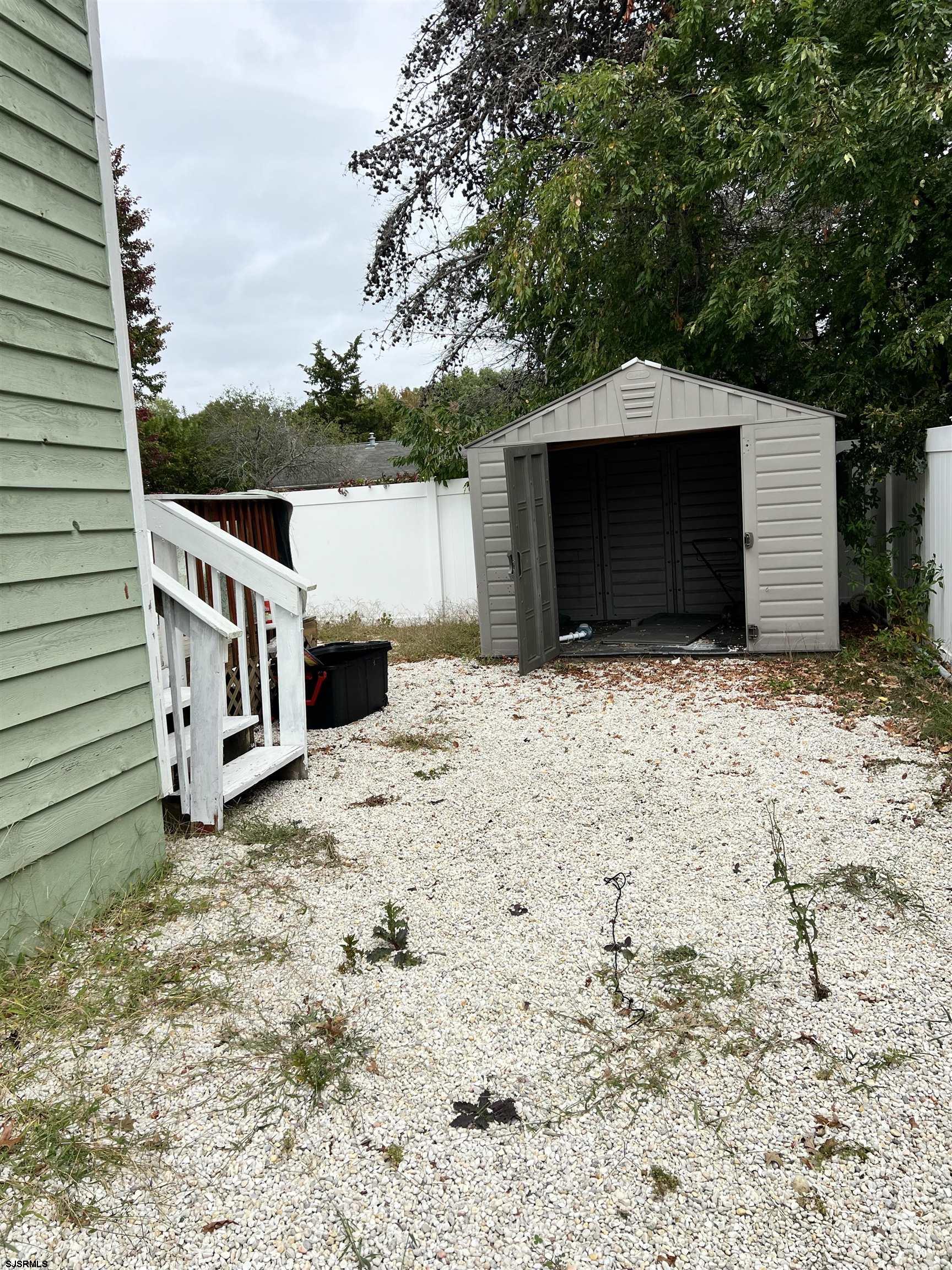 2 Heritage Ter Terrace