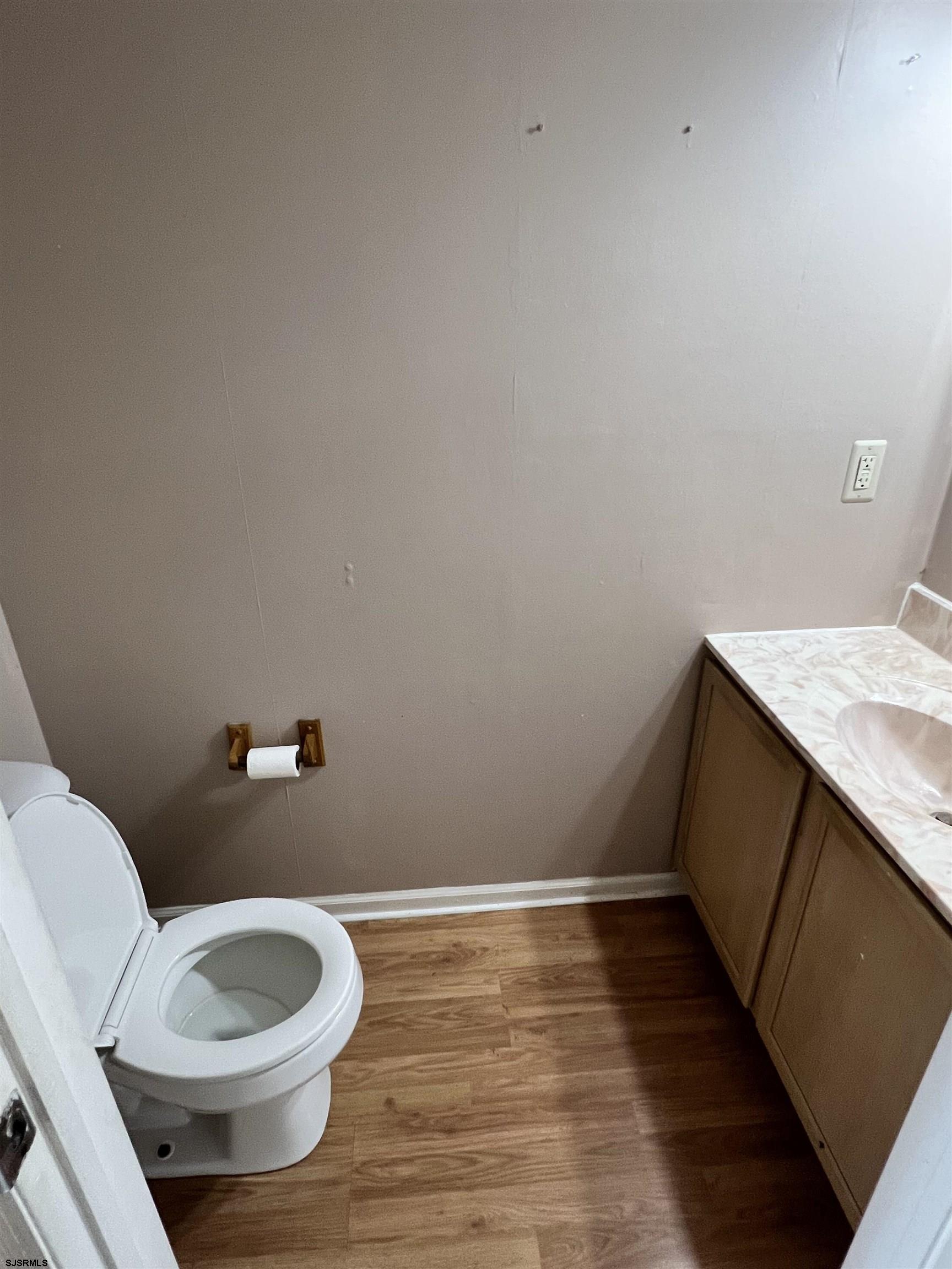 2 Heritage Ter Terrace