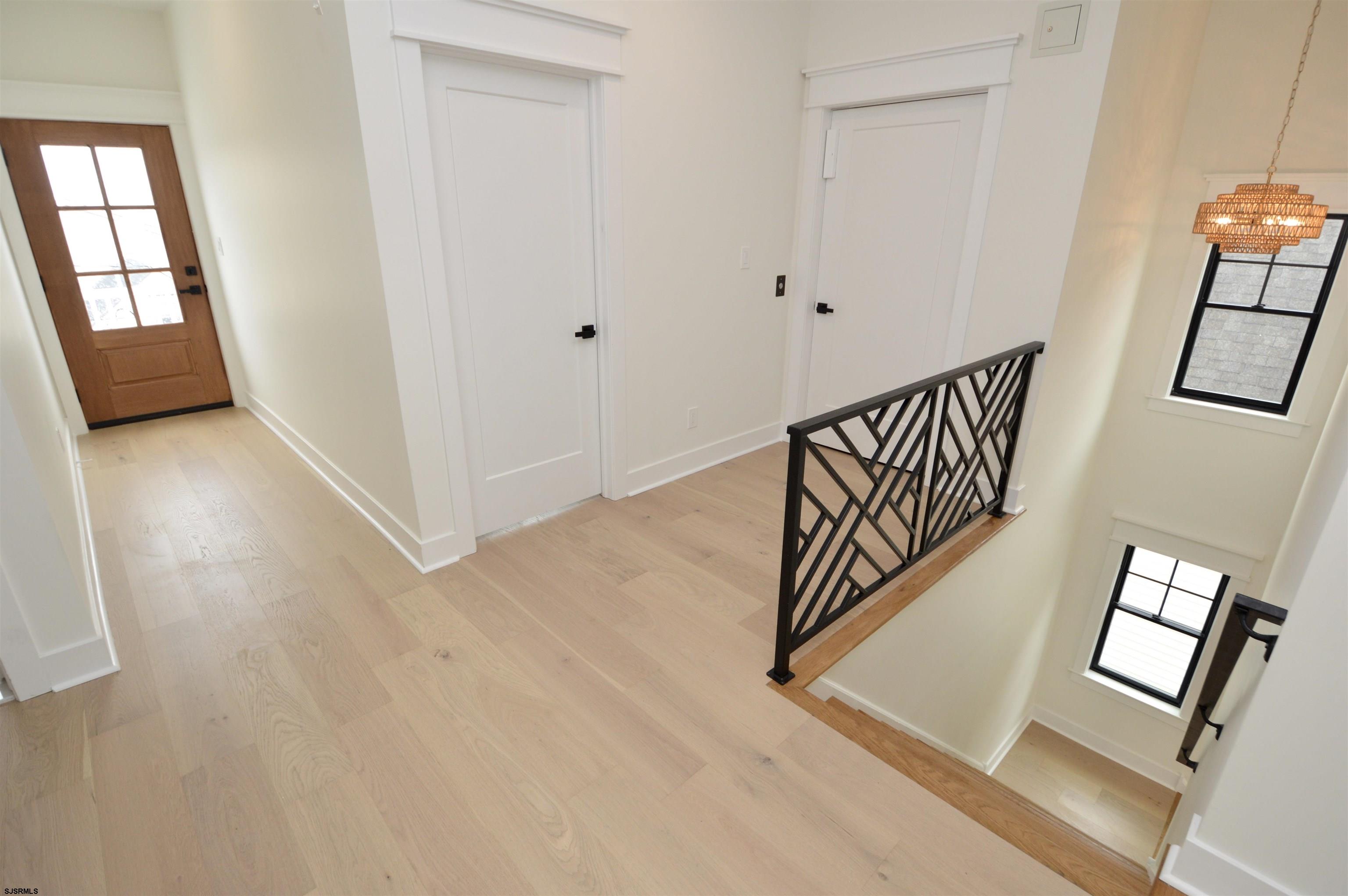 331 W 16th Avenue