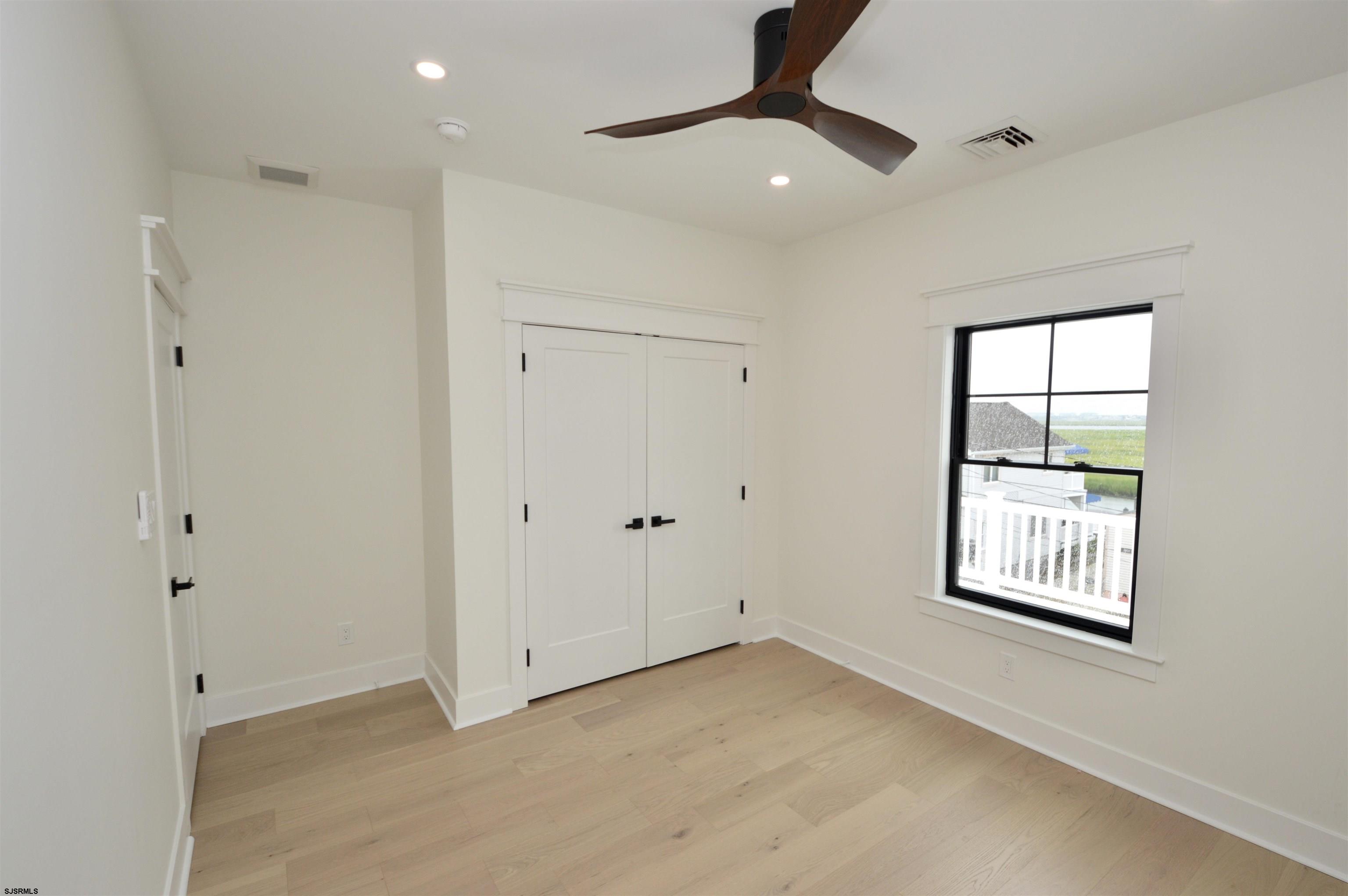 331 W 16th Avenue