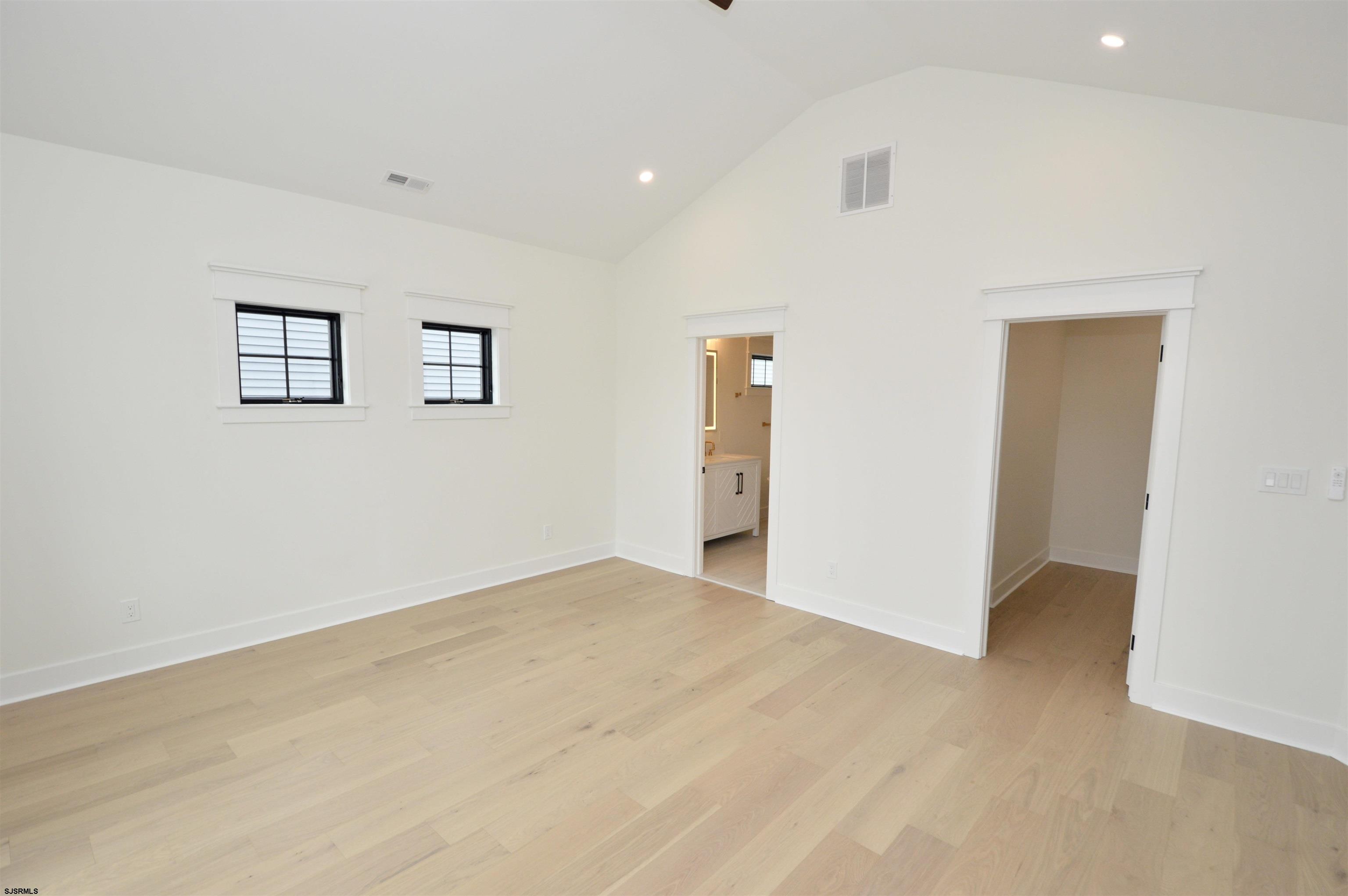 331 W 16th Avenue