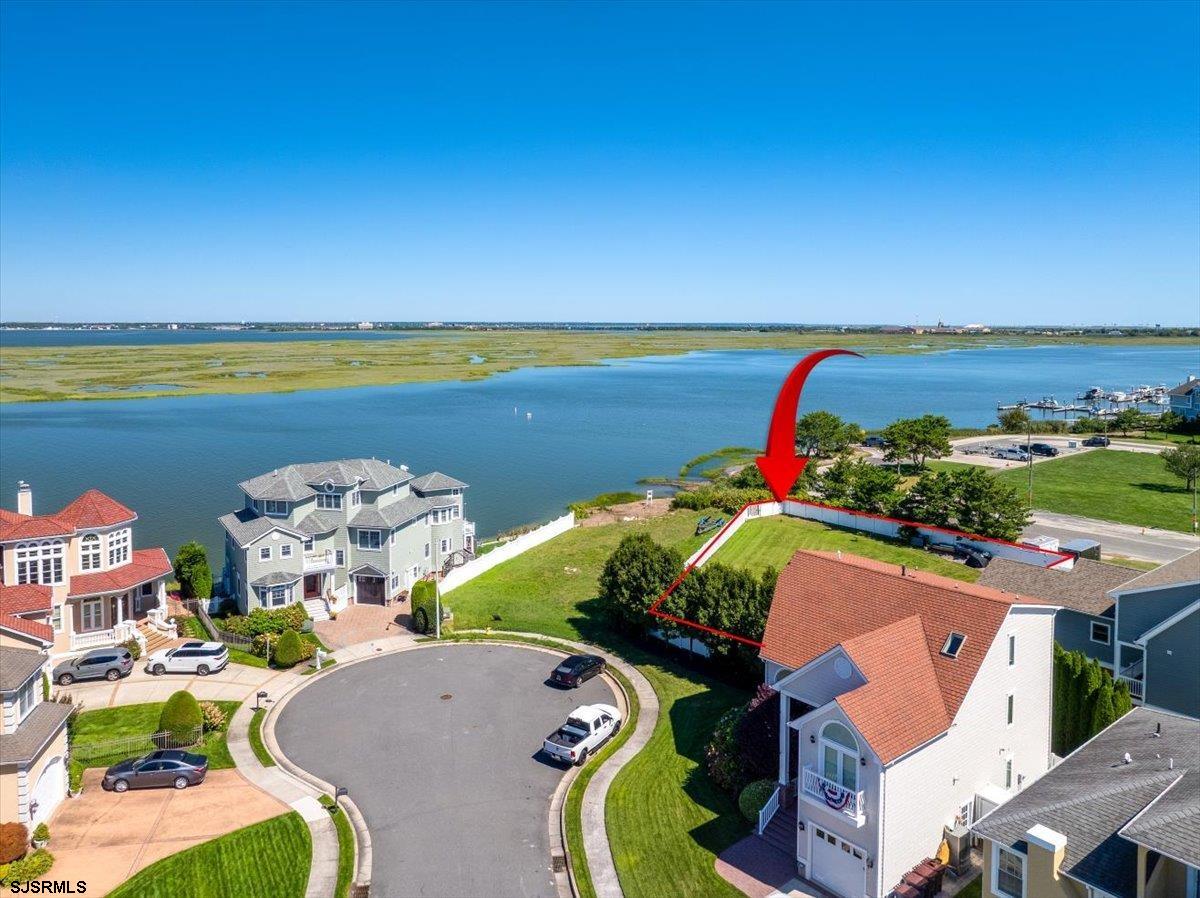 907 N Burghley Avenue - Picture 2