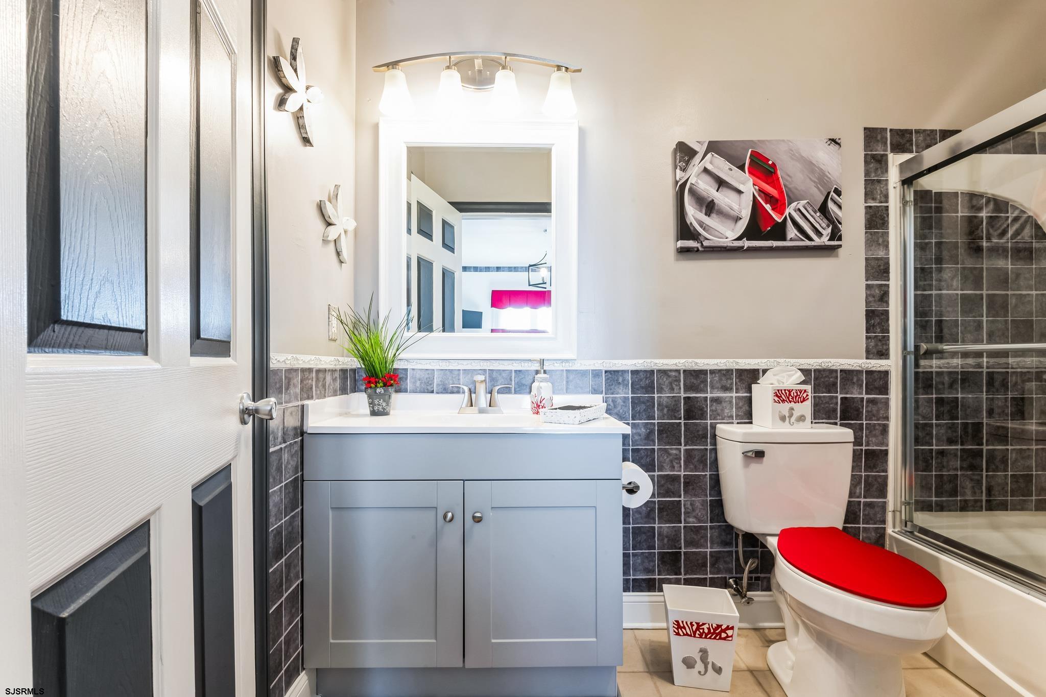 5307 Atlantic Avenue